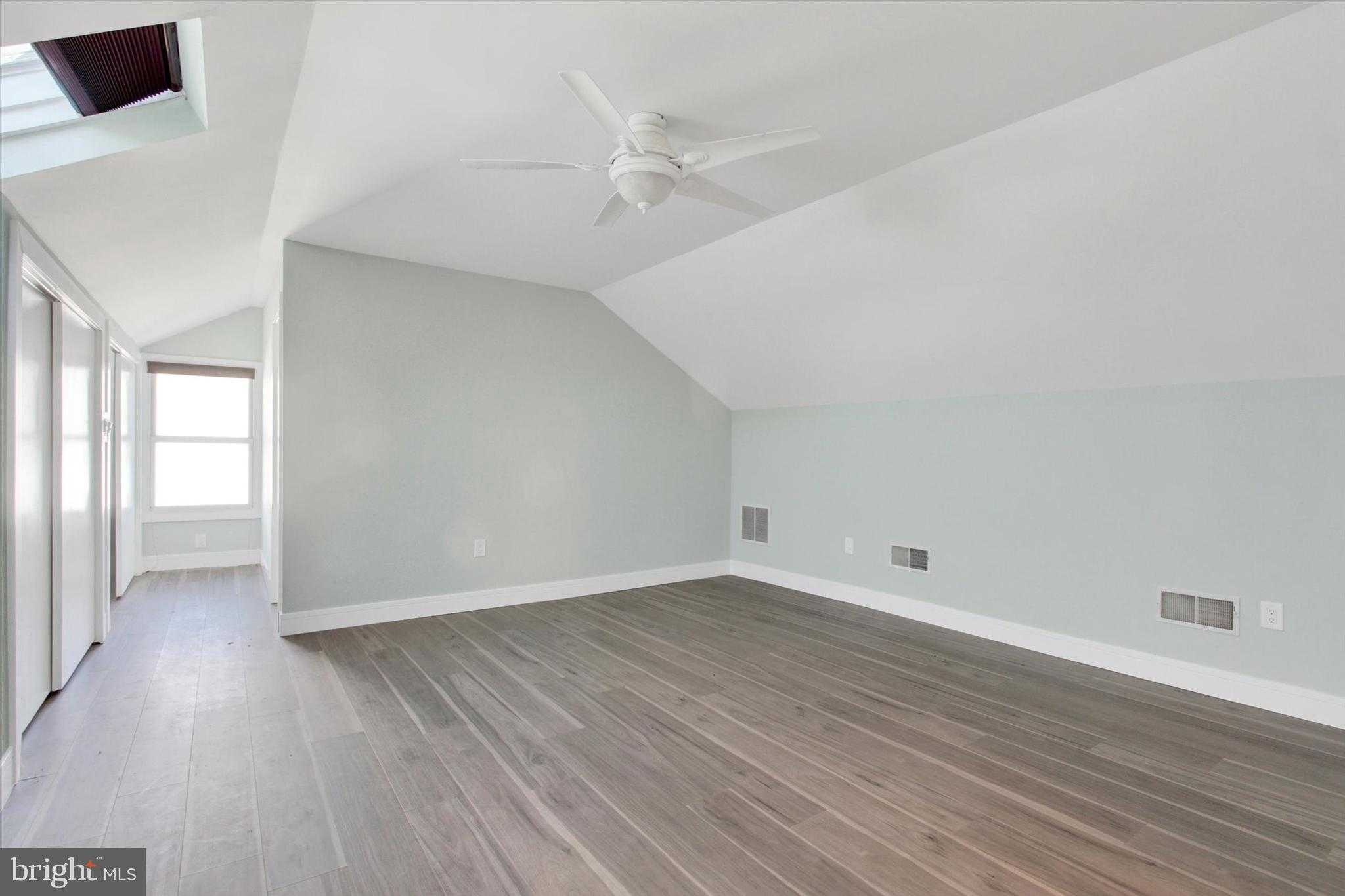 400 Lake Meade Dr photo 31