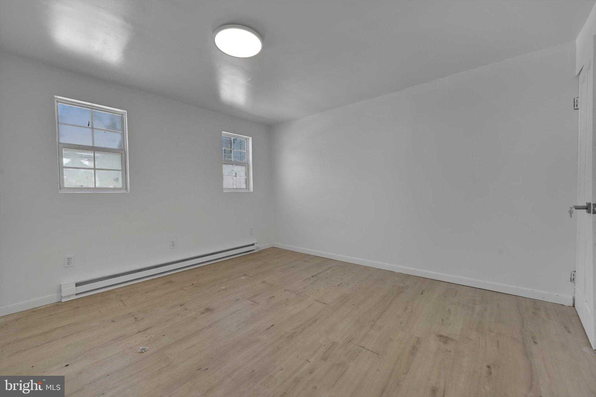 262 Brown St photo 9