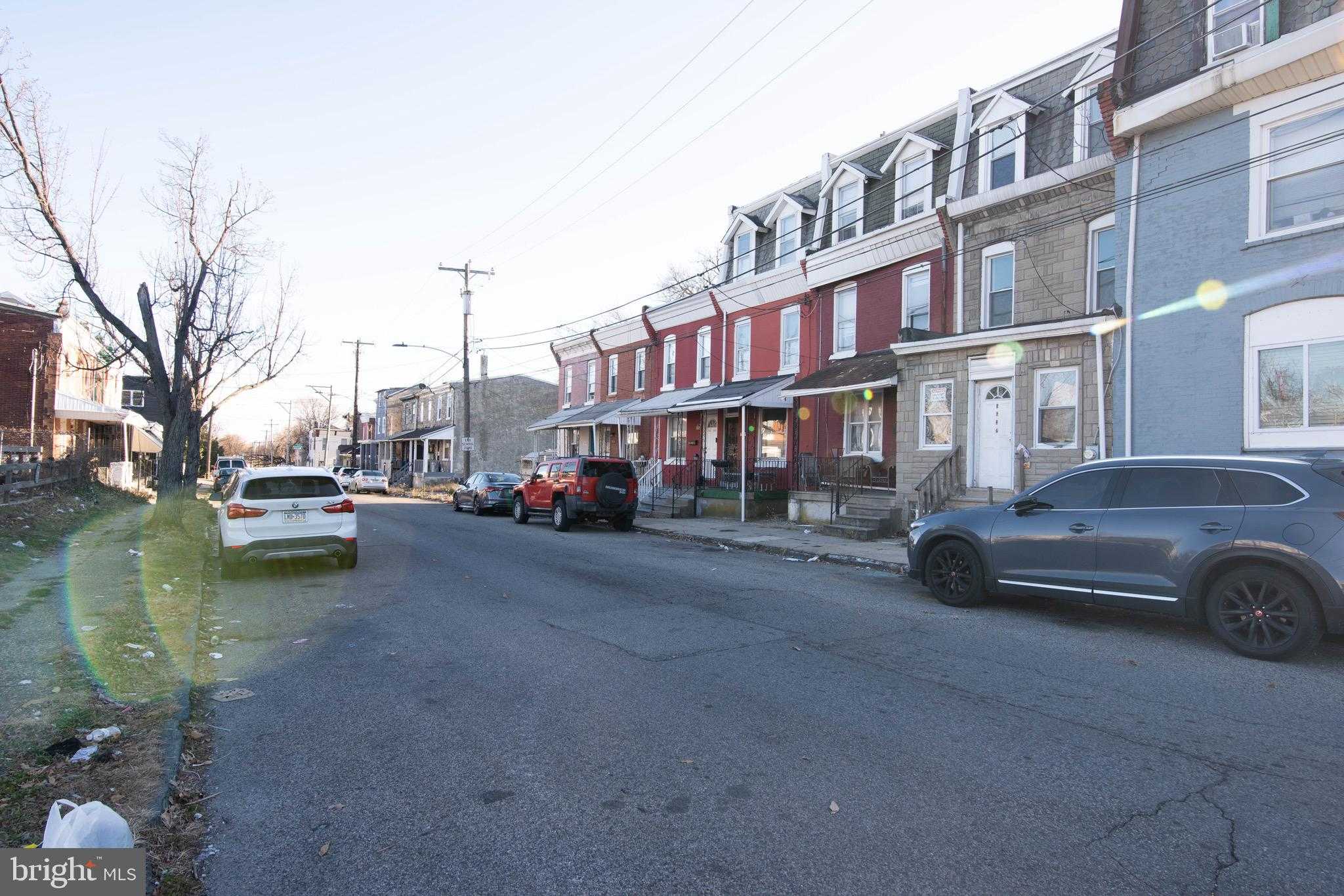 1000 E Woodlawn Ave photo 10