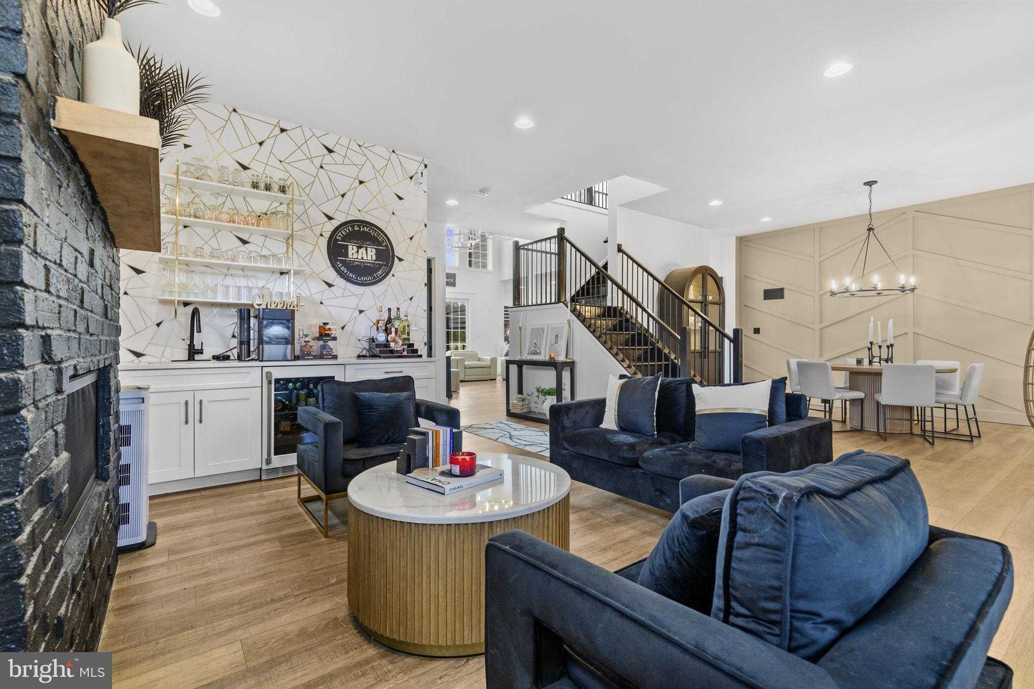 2 Freedom CT photo 8