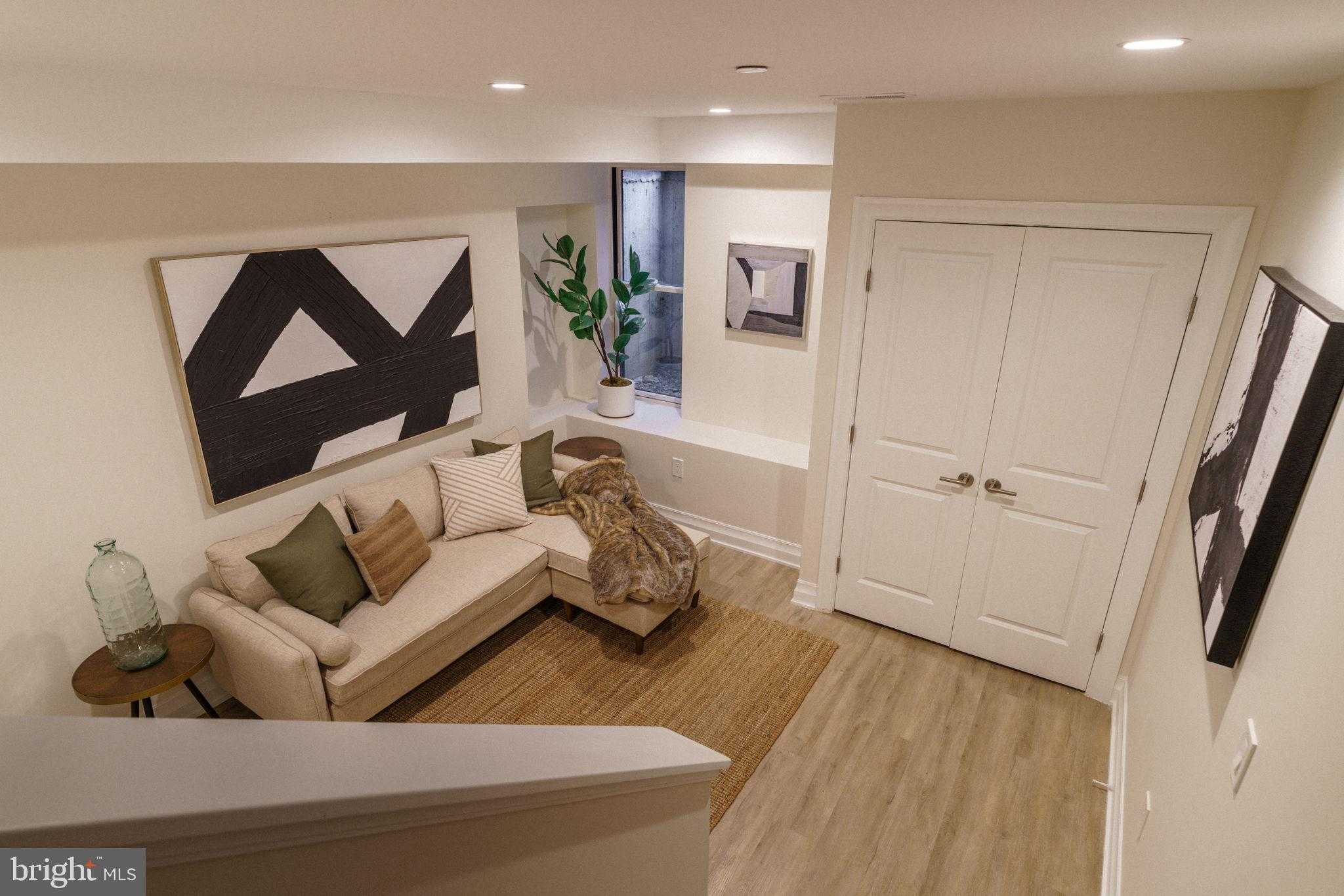 2104 Naudain St photo 38