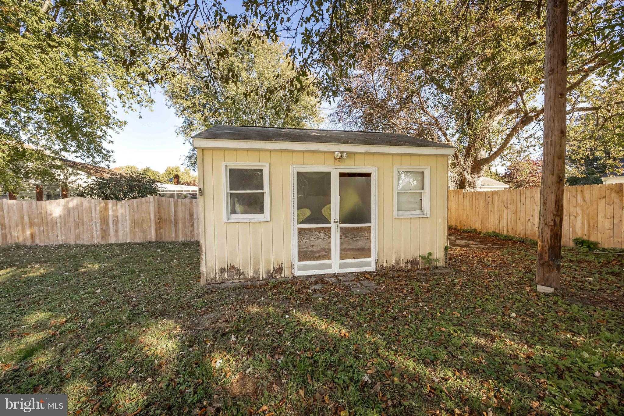 113 Montleau Ave photo 47