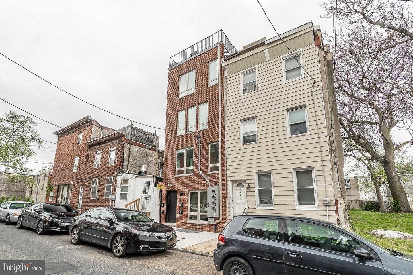 2437 W Thompson St photo 50