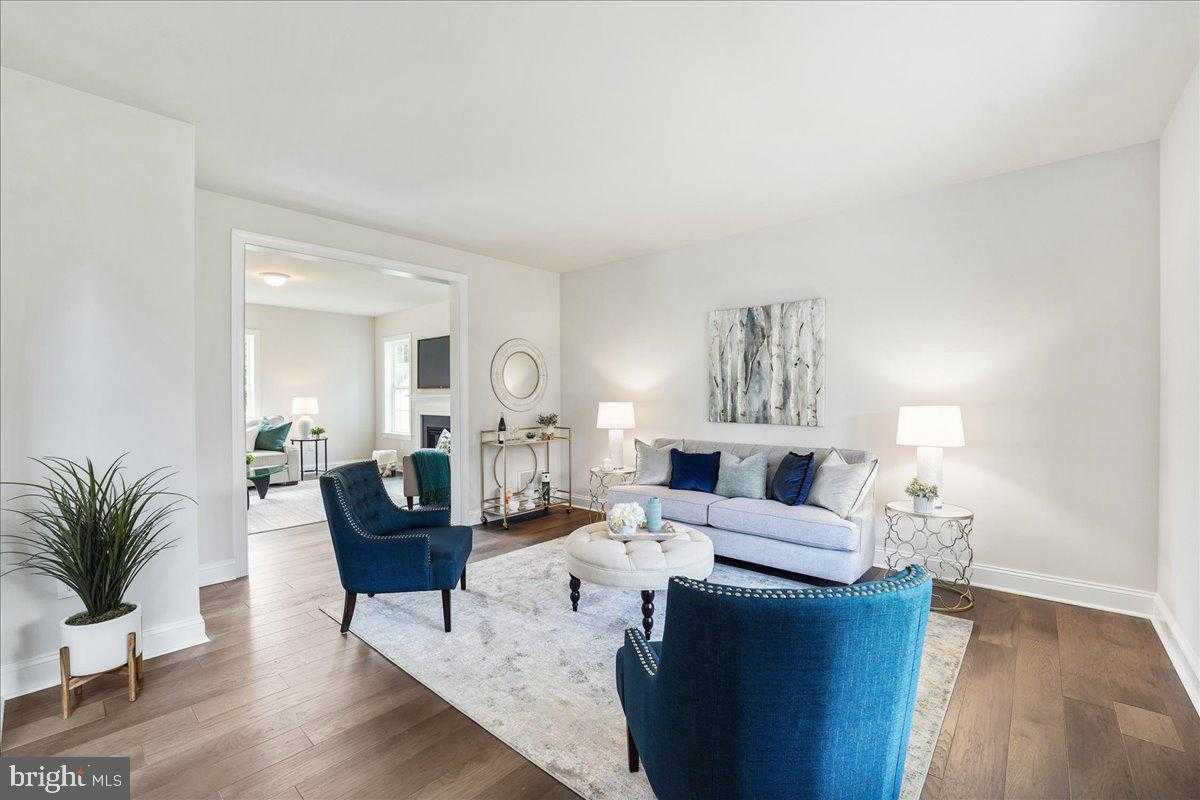 1240 Gradyville Rd photo 7