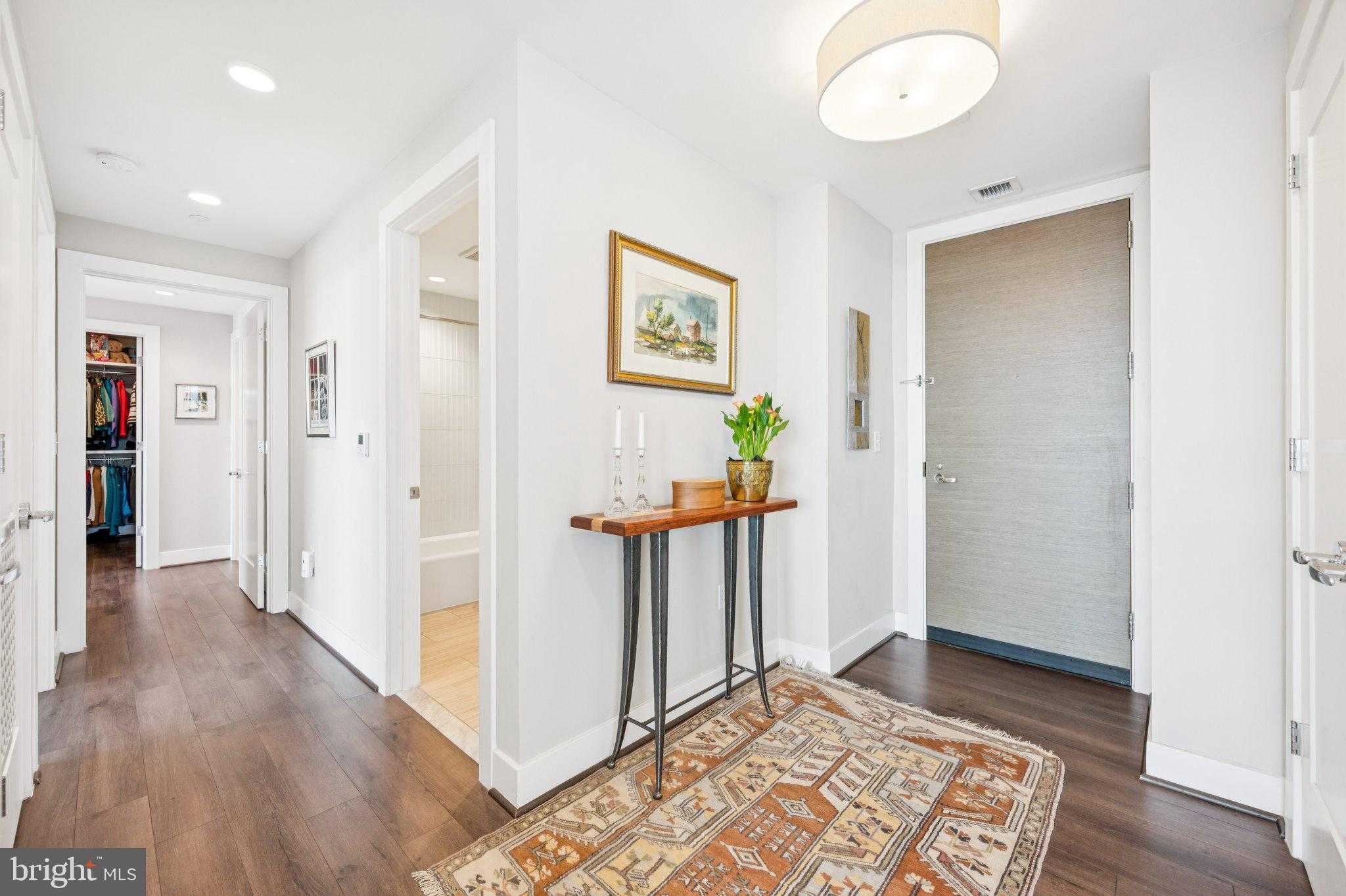 930 Rose Ave Unit 1511 photo 2