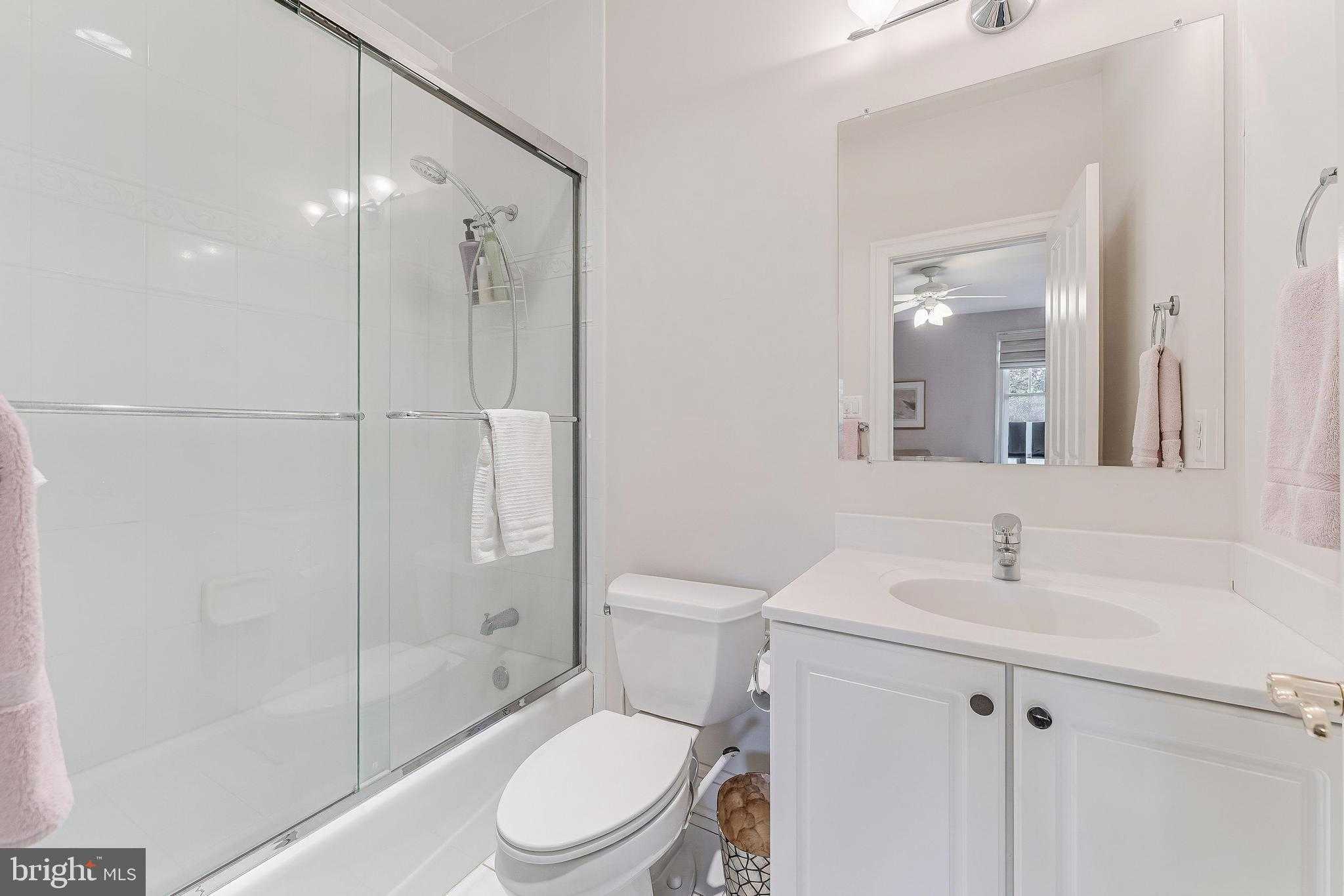 615 Kentland Dr photo 50