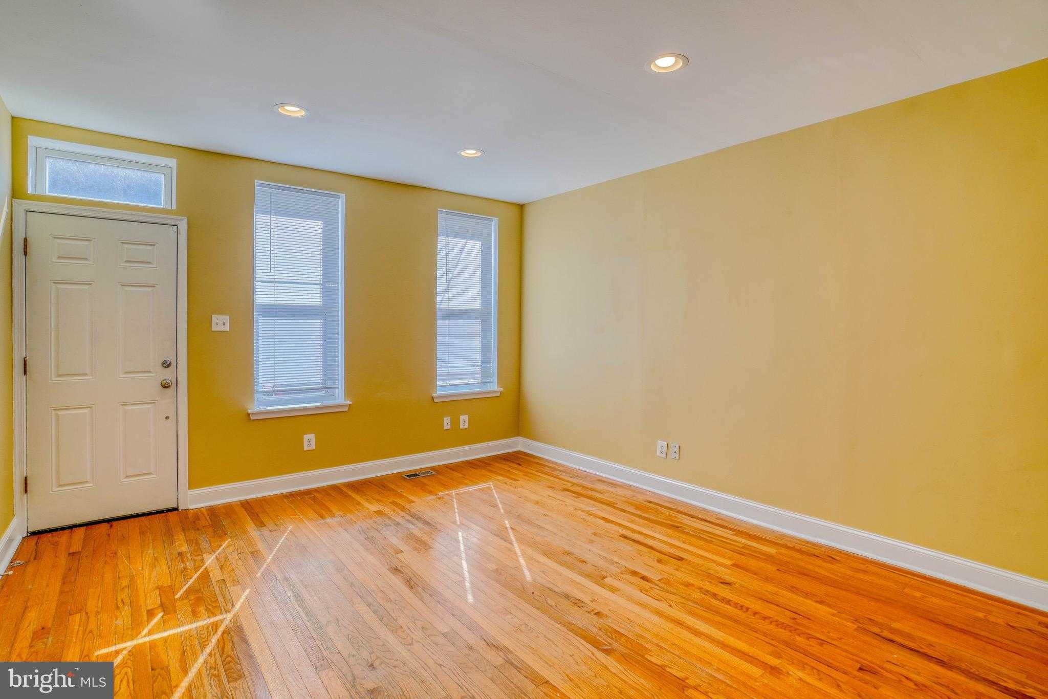 2660 Memphis St photo 21