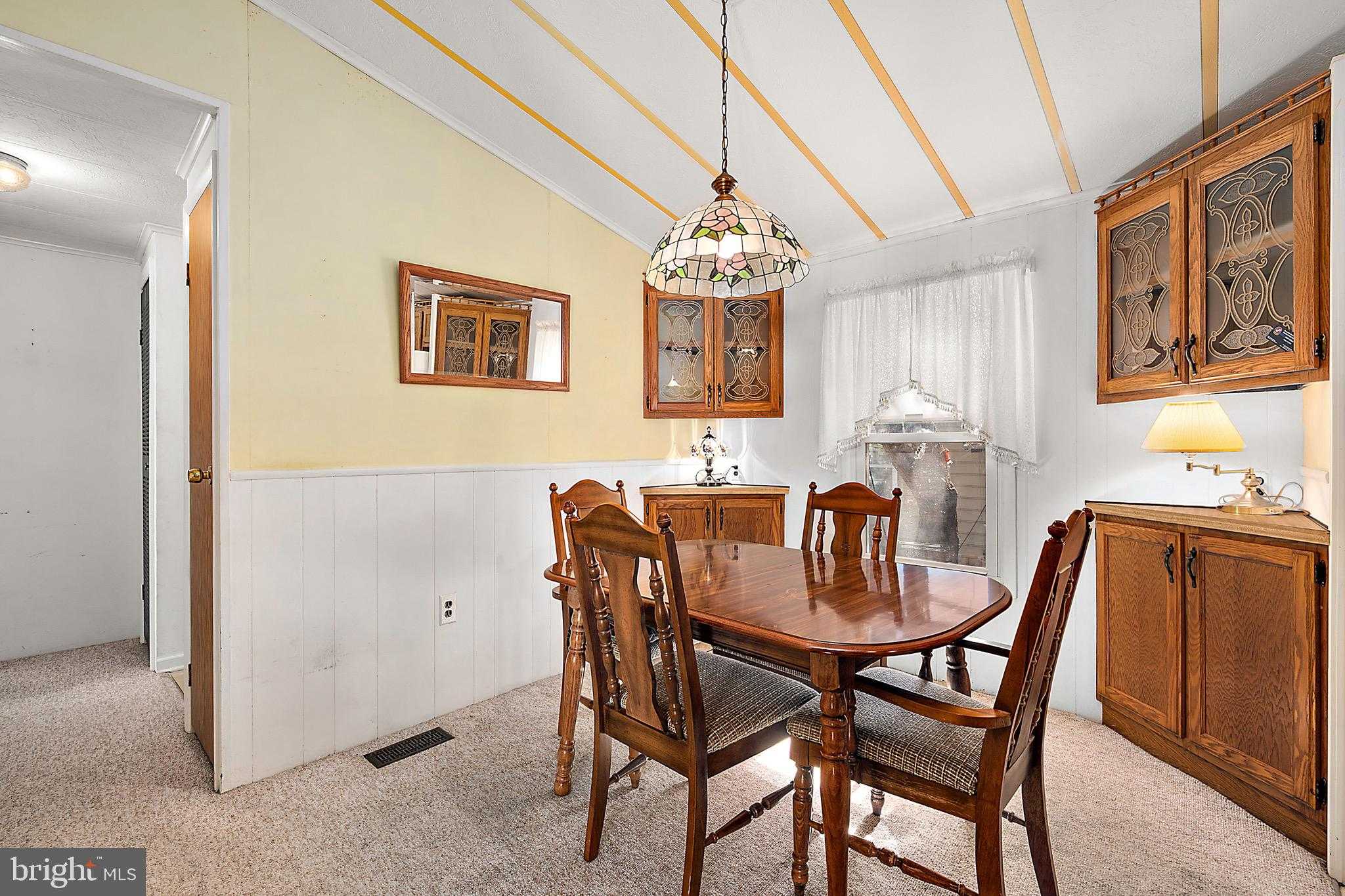 13306 Colonial Rd photo 7