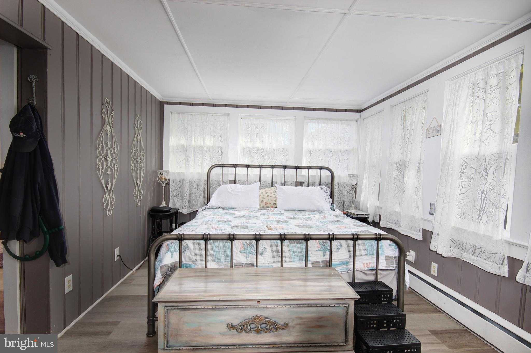 404 Pennsylvania Ave photo 8