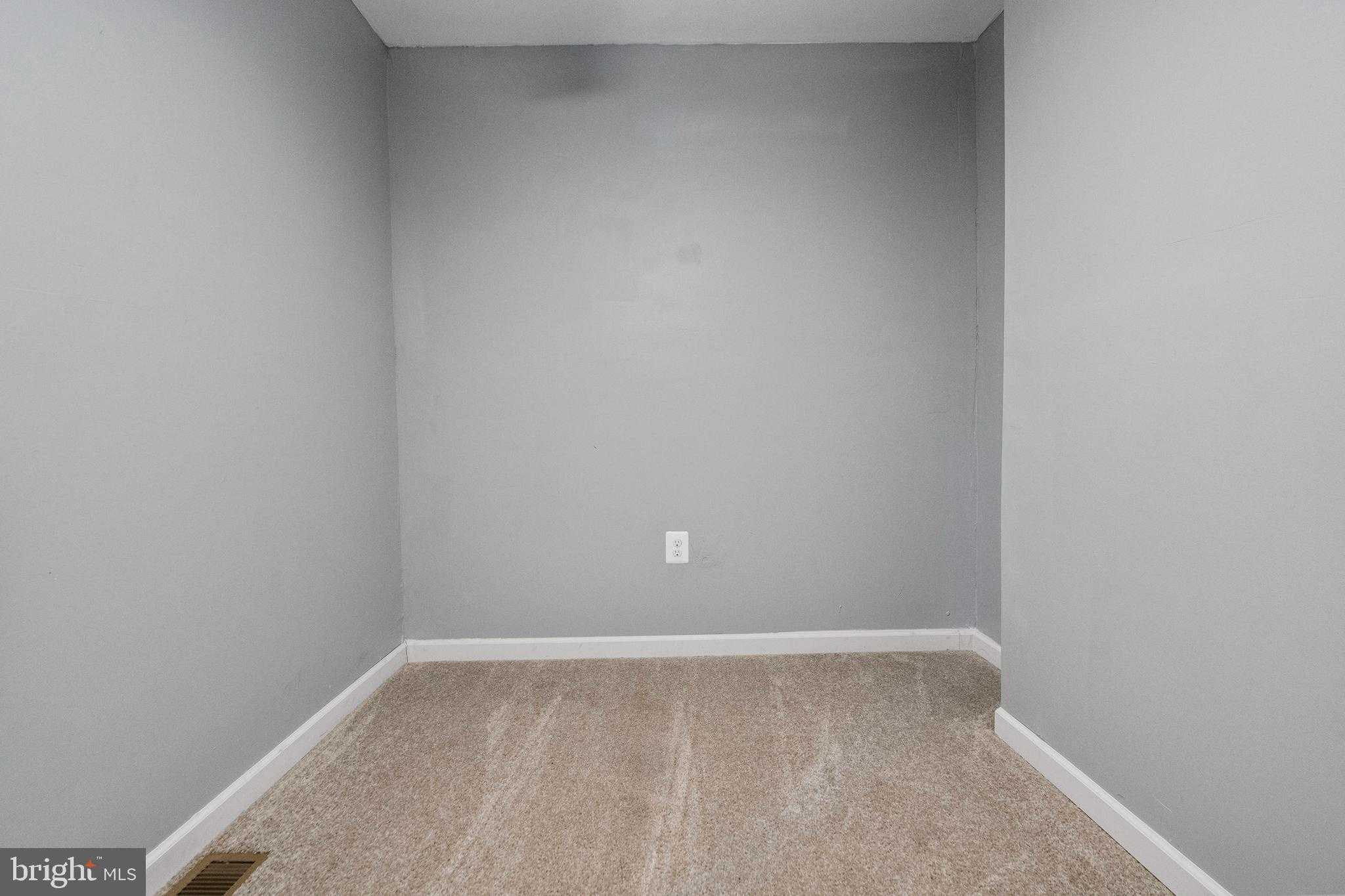 323 N Payson St photo 17