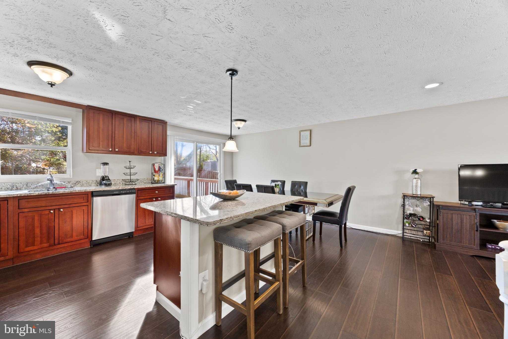 8600 Temple Hill Rd photo 5