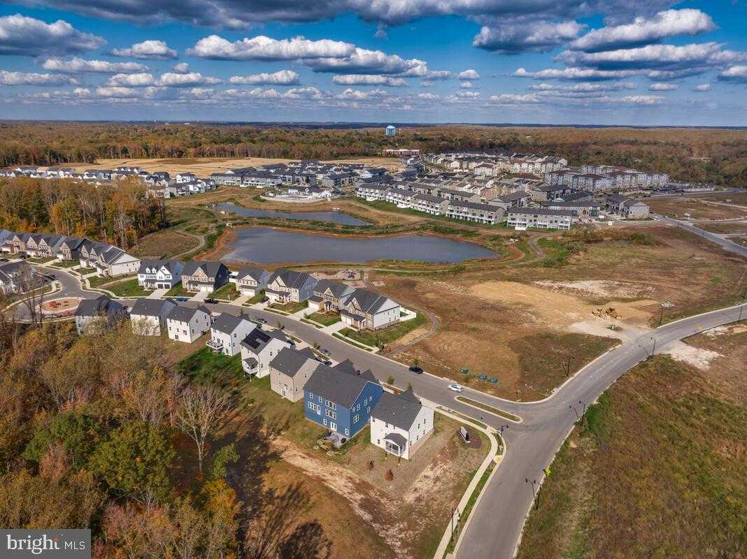 913 Midbrook Ln photo 82