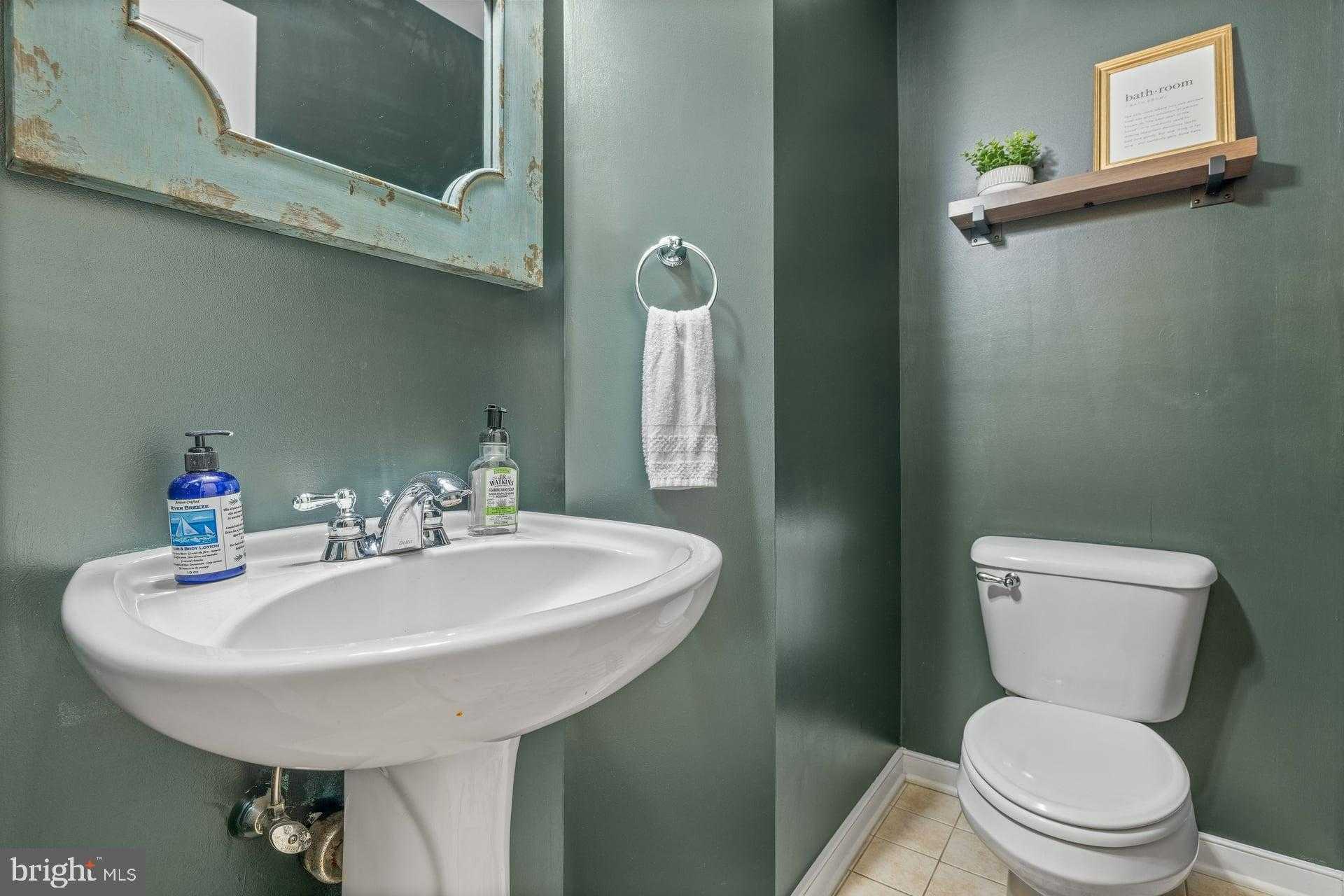 198 Jefferson Dr photo 26