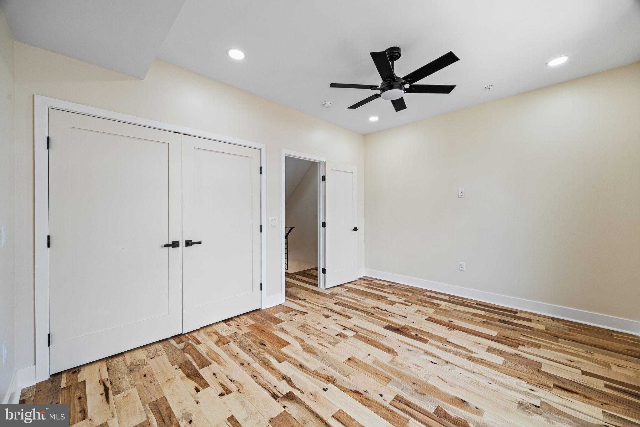 272 S Frazier St photo 18