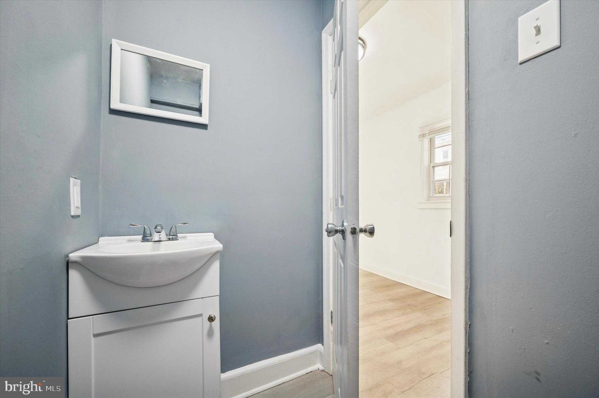 4907 Paschall Ave photo 10