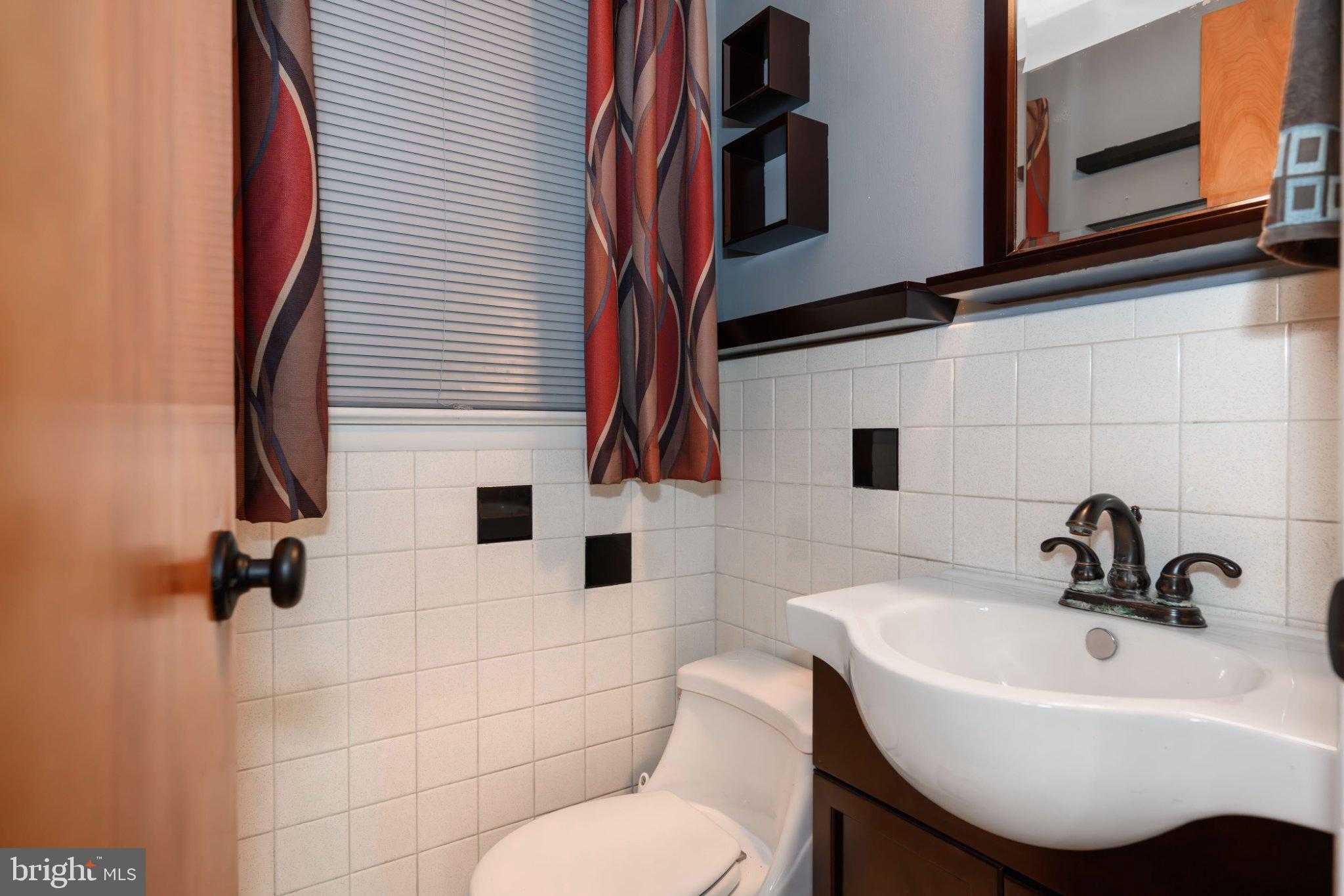 8620 Park Dr photo 50