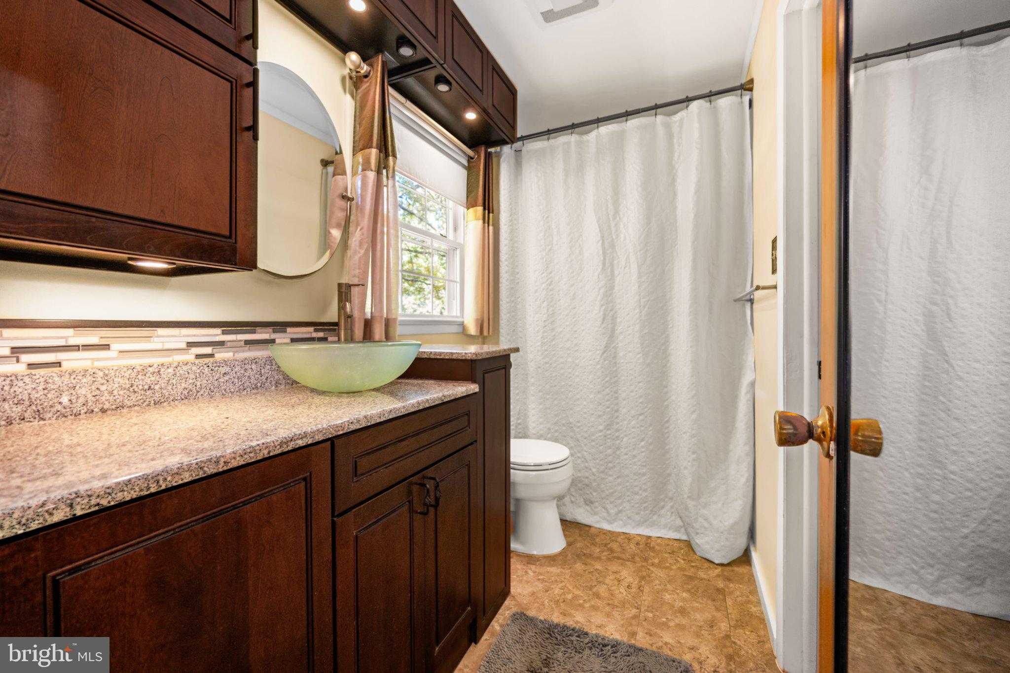 8620 Park Dr photo 52