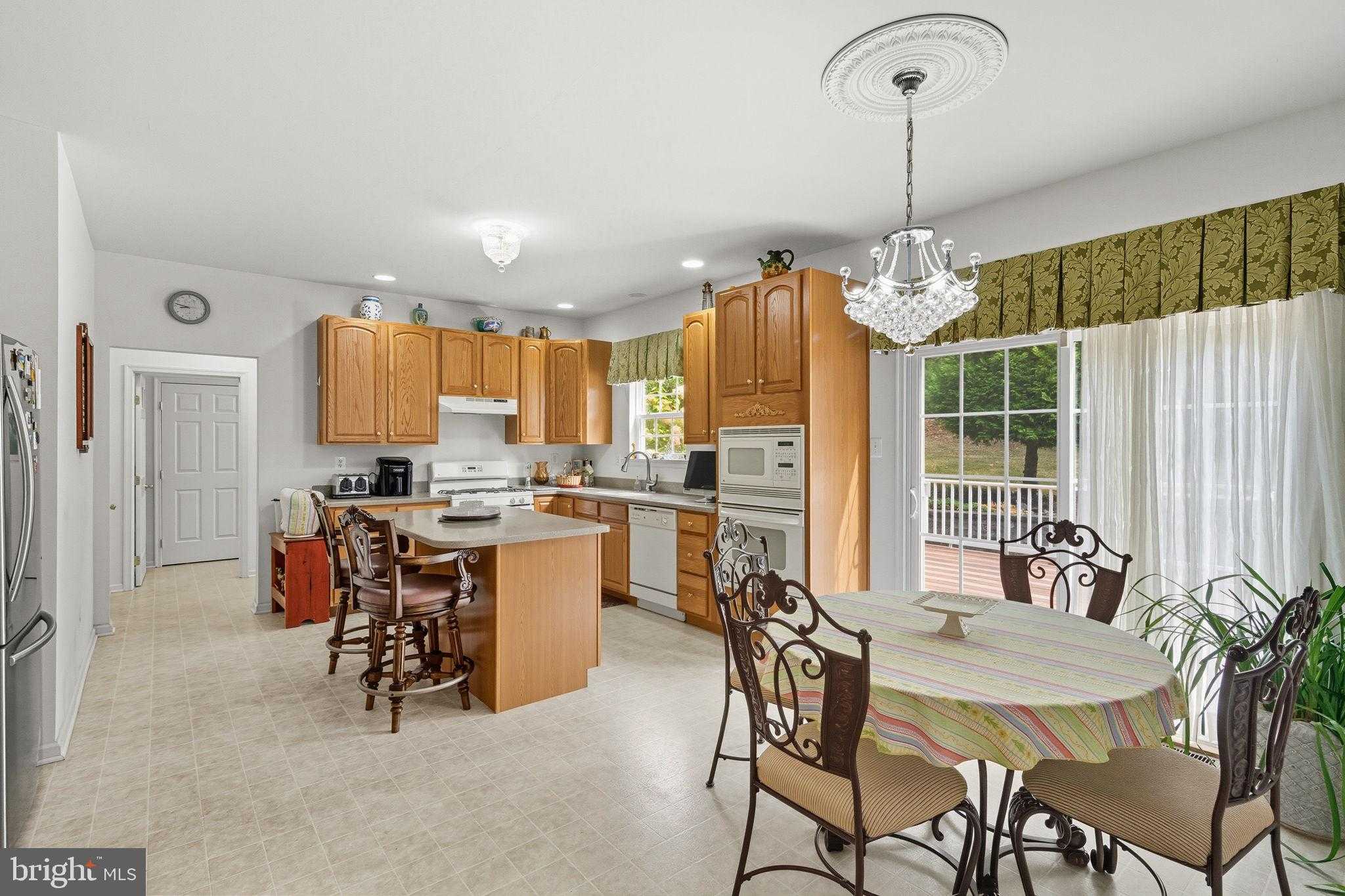 106 Daffodil Dr photo 11