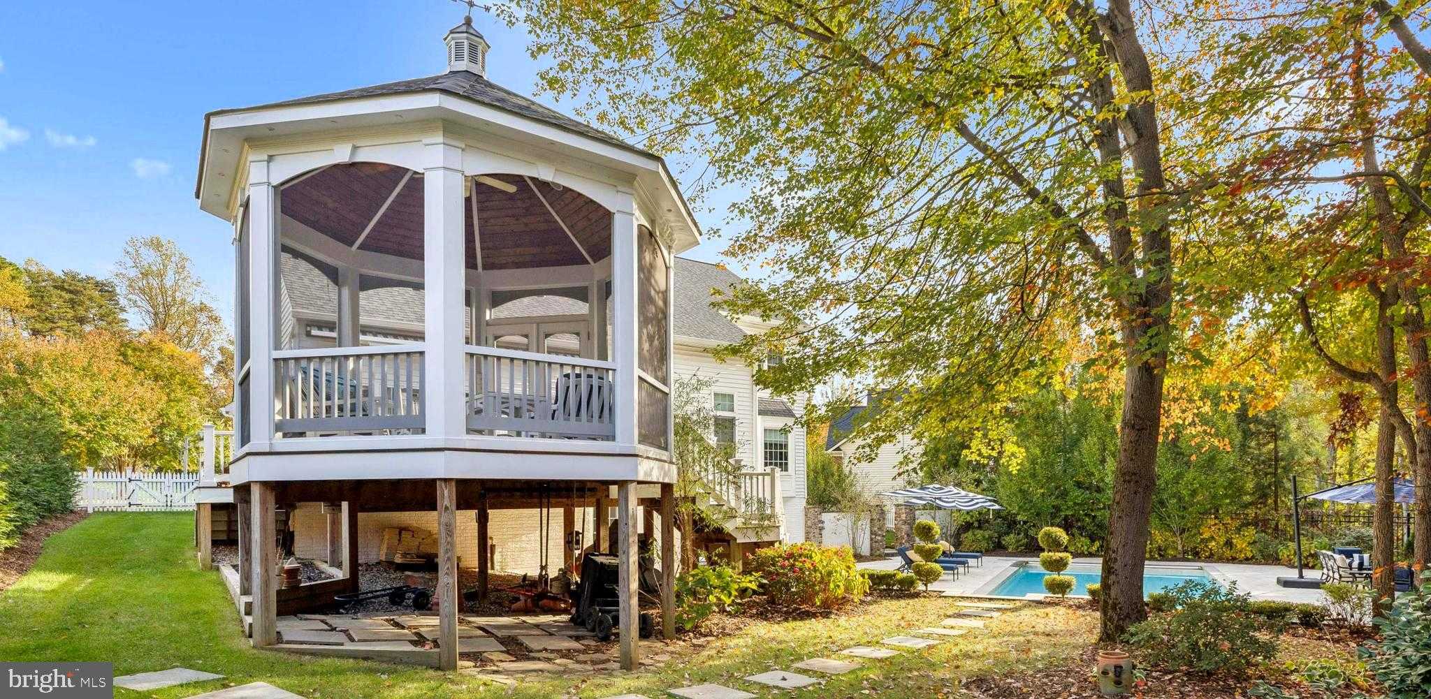 4904 Elsa CT photo 38