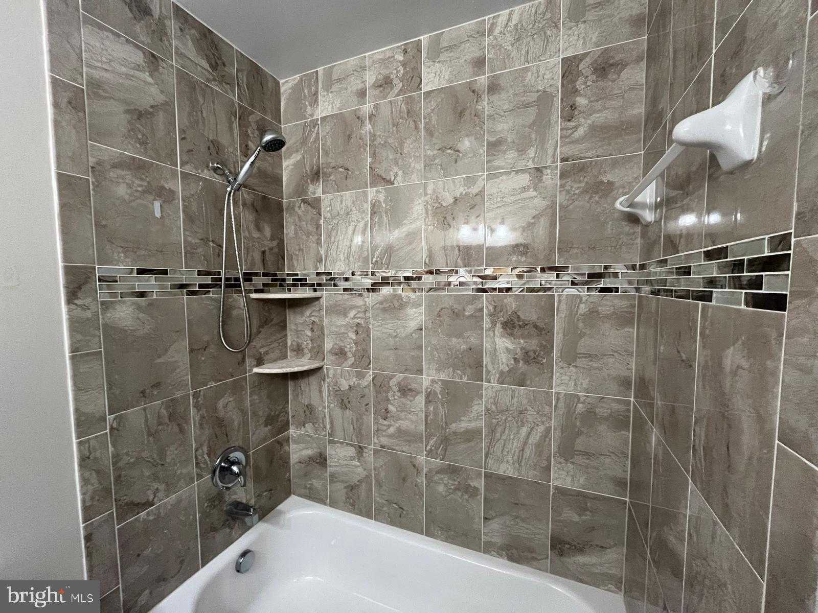 42 Brian CT # 150 photo 13