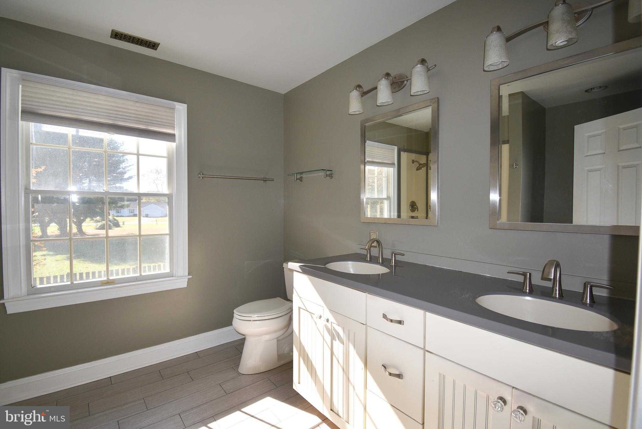 8388 Colony Cir photo 18