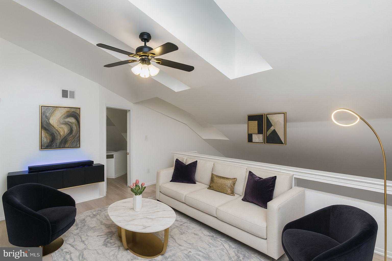 48 Bonnie Gellman CT # B48 photo 3