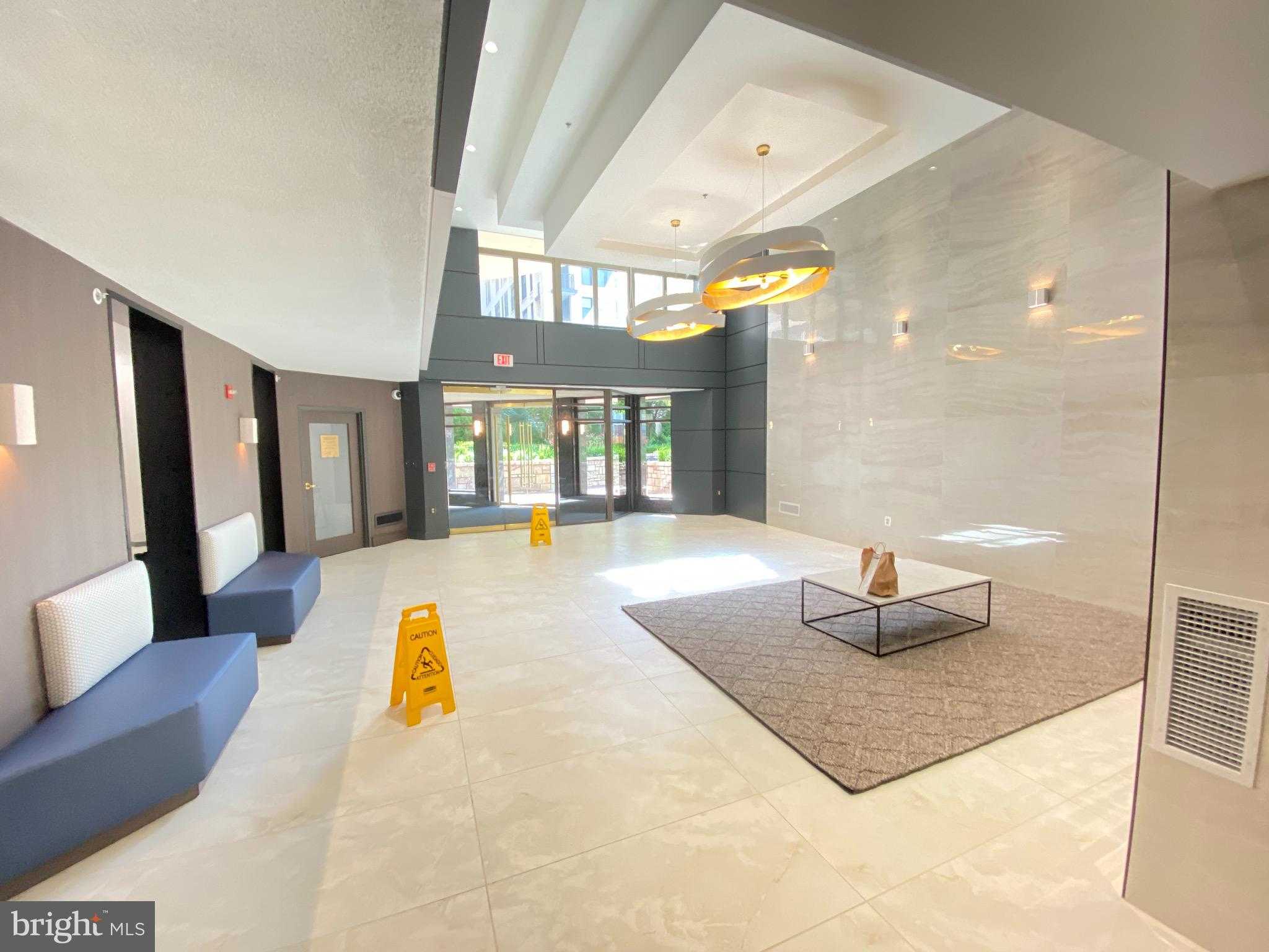 7111 Woodmont Ave Apt 103 photo 2