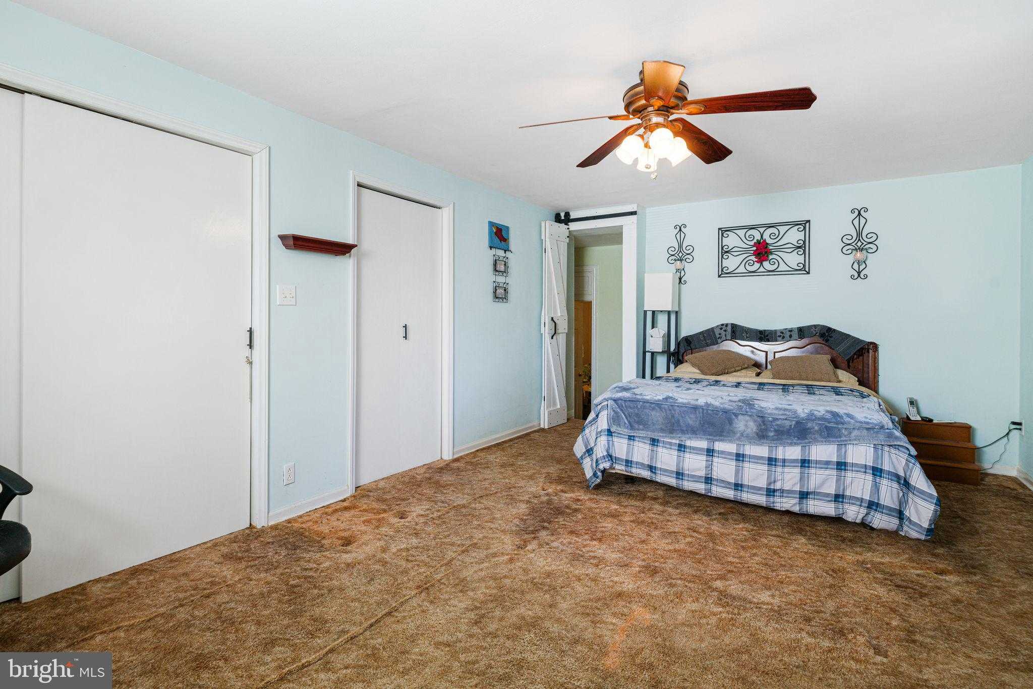 354 Ripka St photo 17