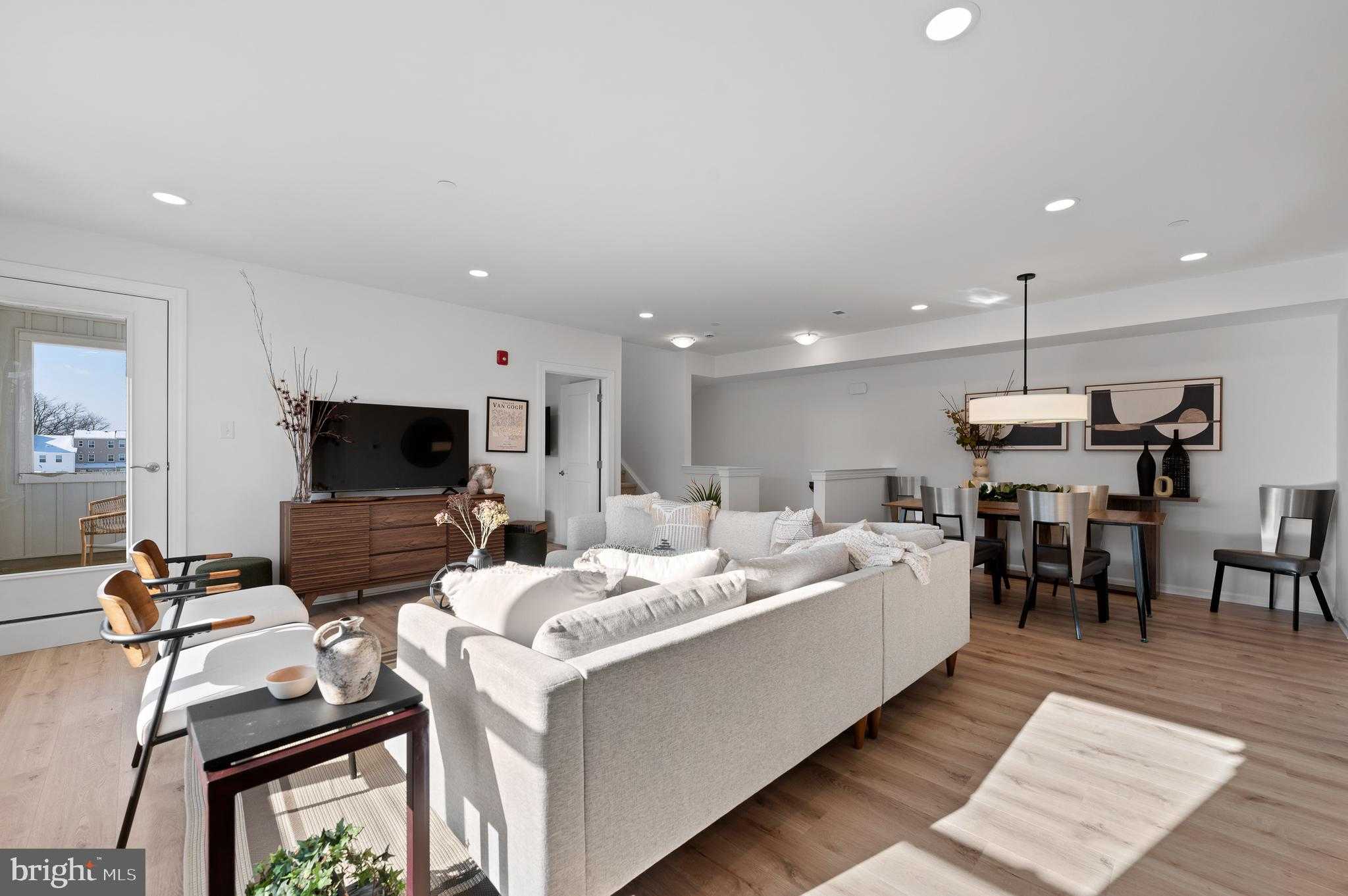 253 Chapel Ln photo 12