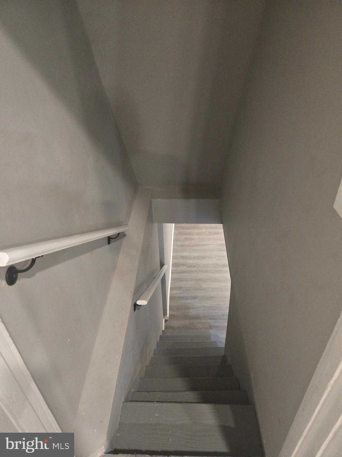 1405 N Longwood St photo 37