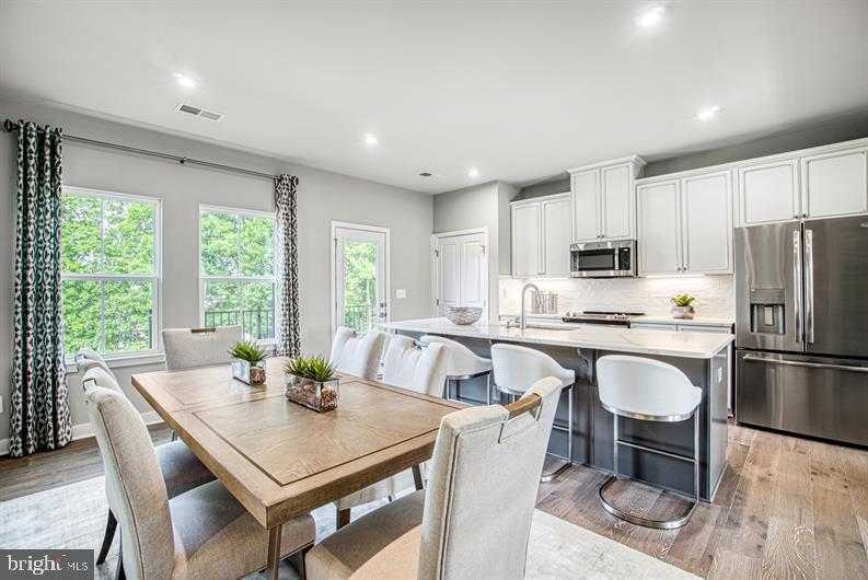 19756 Canopy Loop photo 9