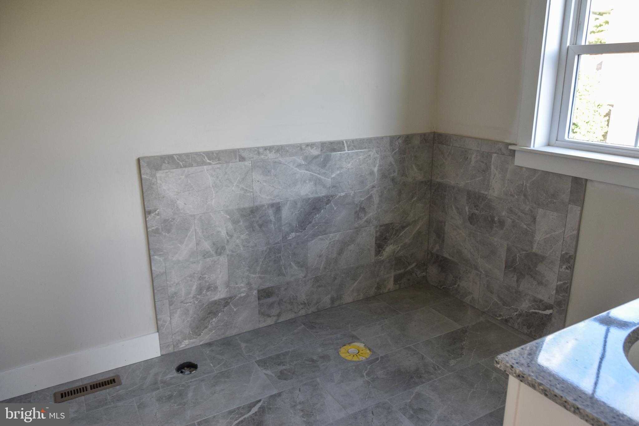 217 E Wilson Ave photo 12