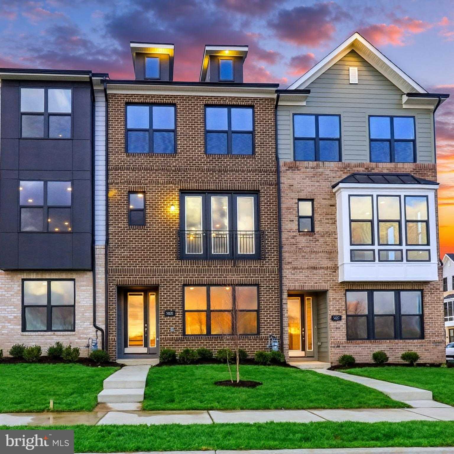 5020 Henry King Way photo 2