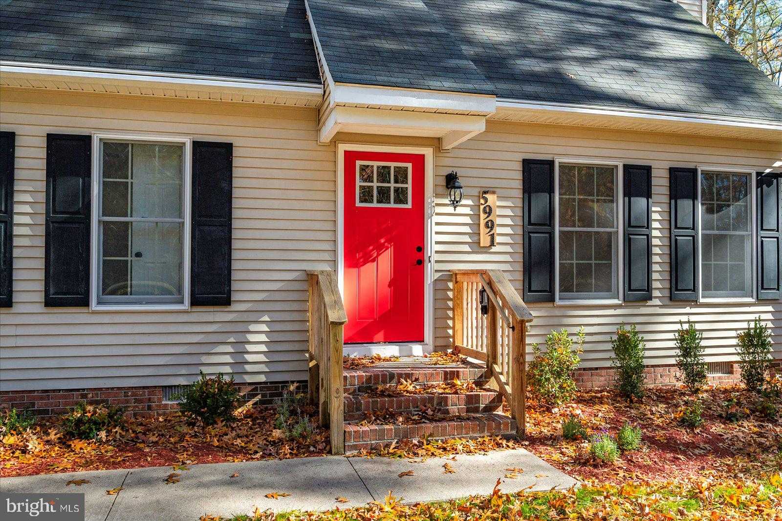 5991 Hounds Bay Cir photo 2