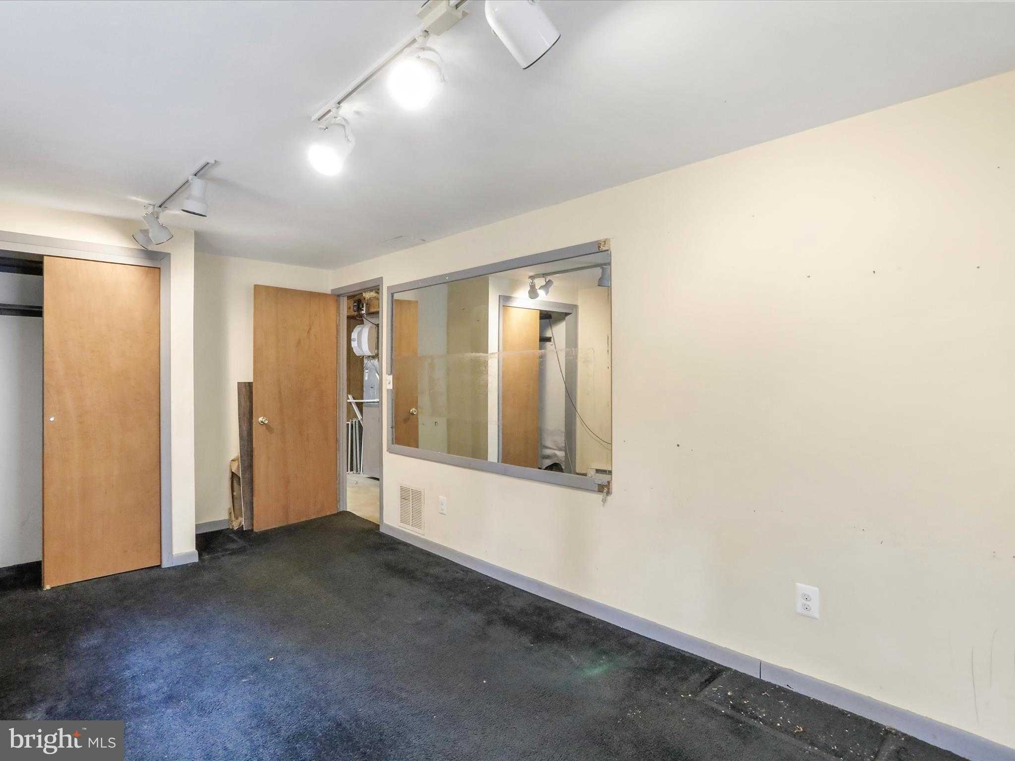 5545 Thompson Rd photo 38