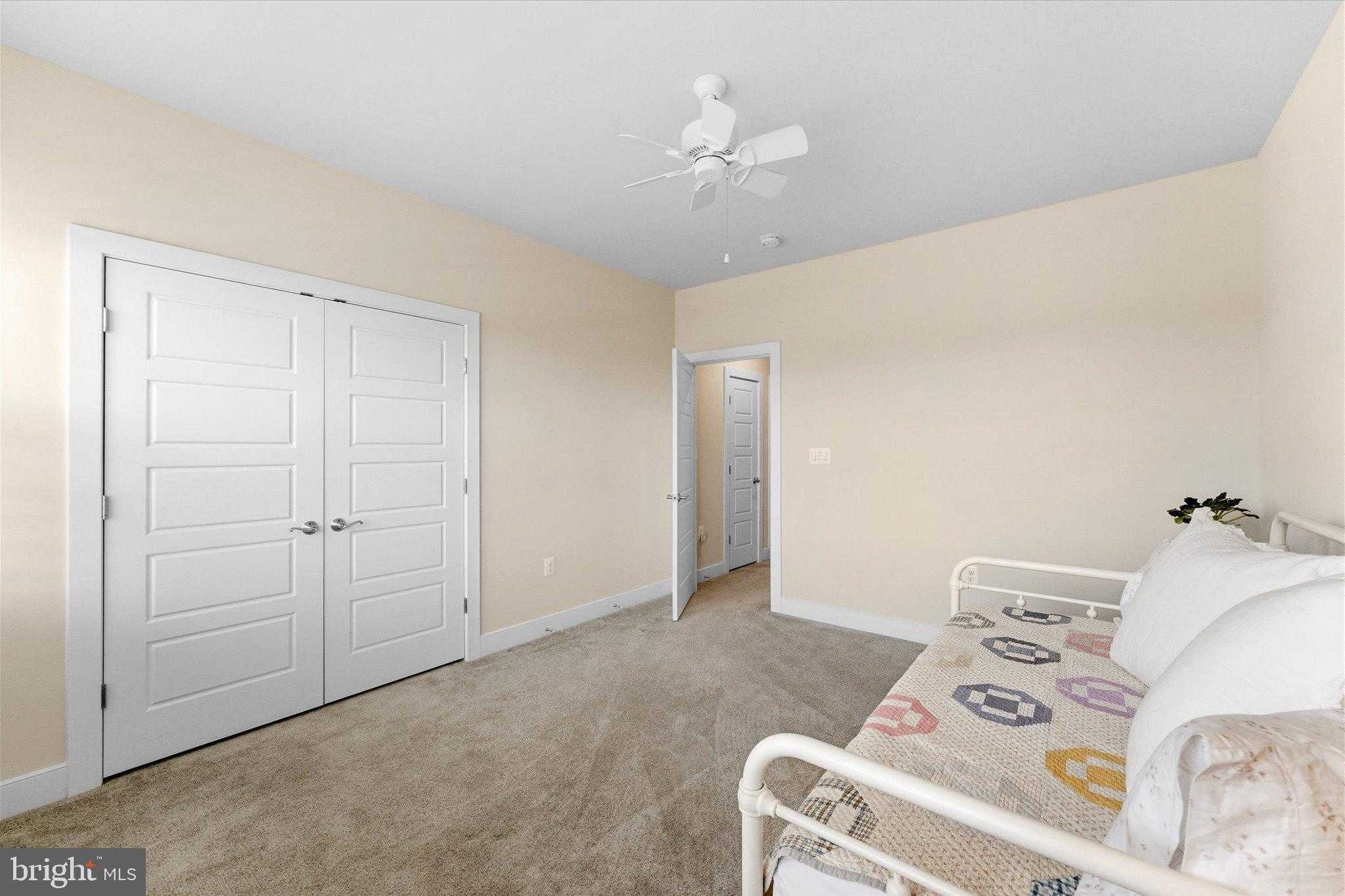 23603 Golden Embers Sq photo 34