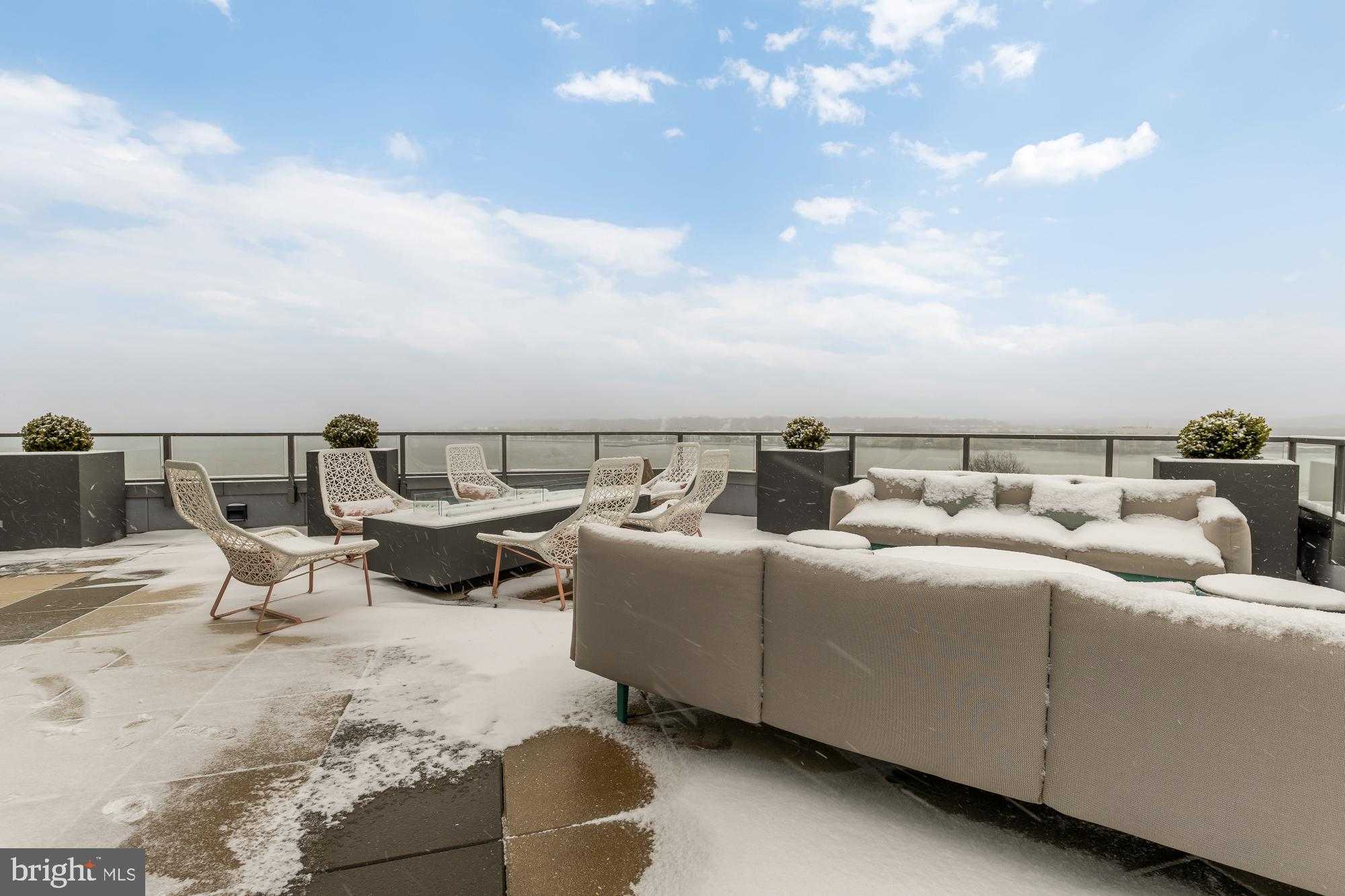 1201 N Royal St Unit 206 photo 6