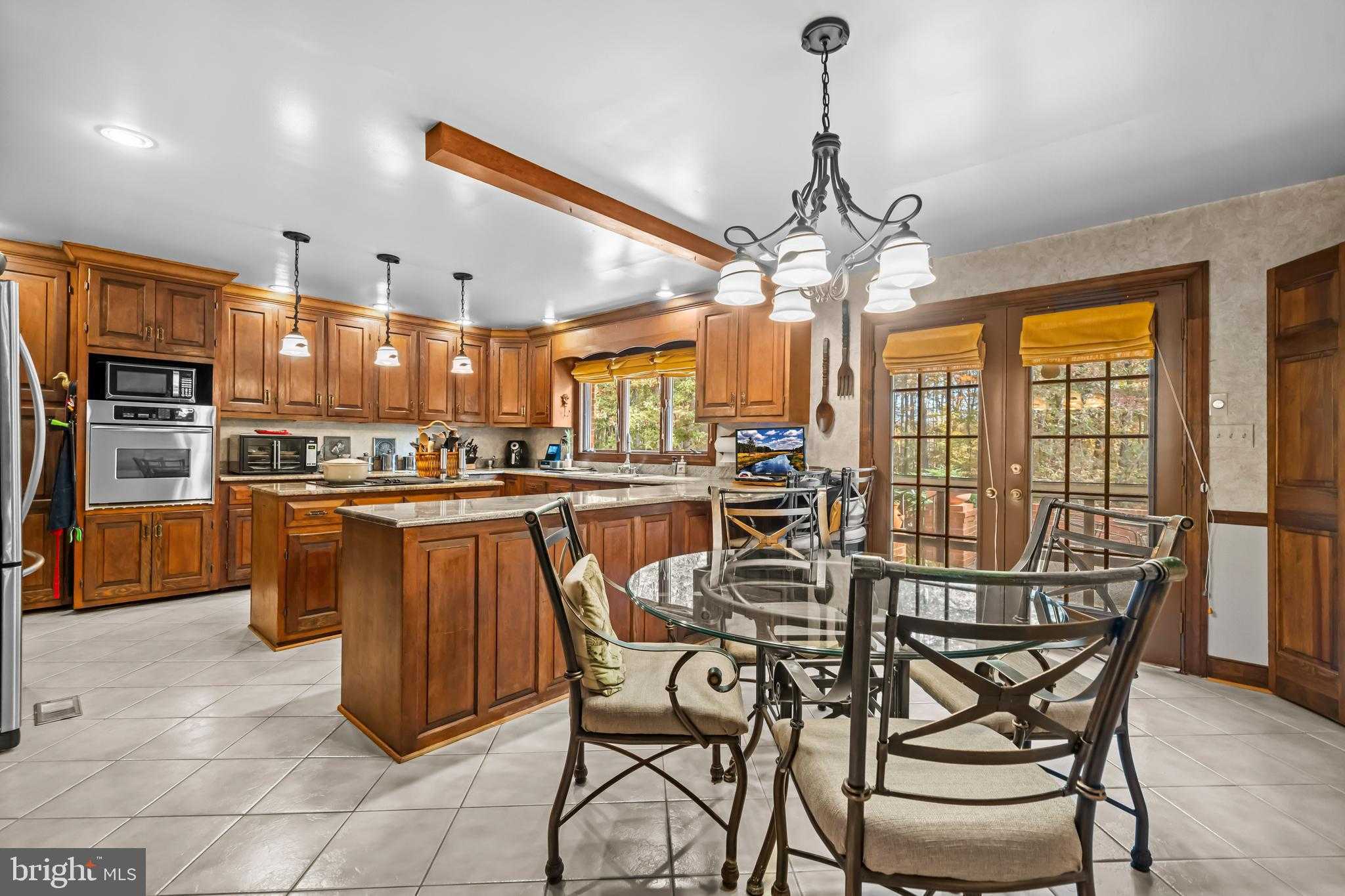 32 Carriage Hill Ln photo 13