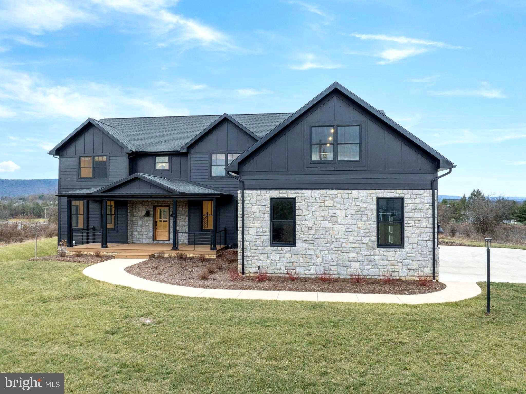 270 Claremont Ave photo 98