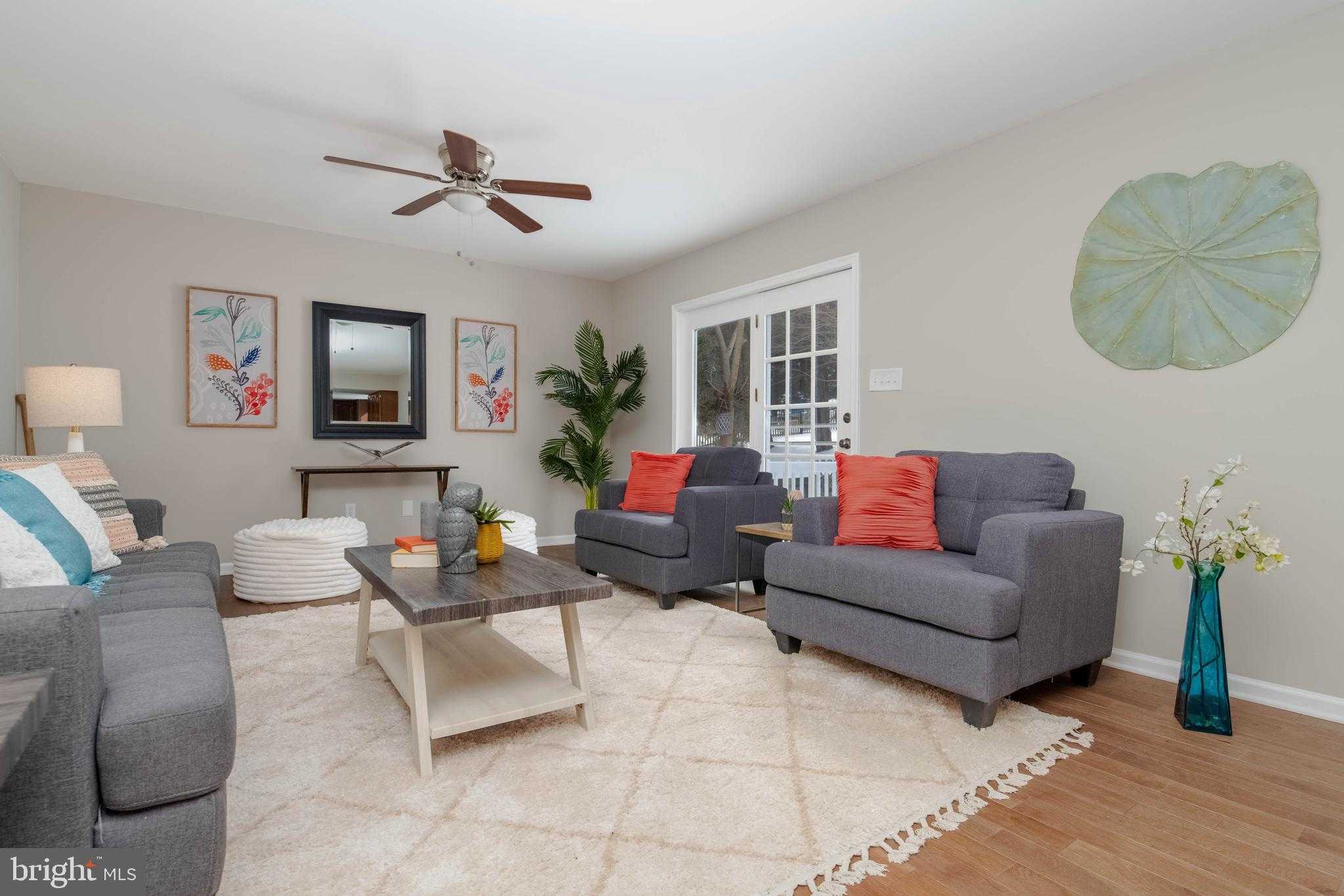 102 Tidewater Dr photo 3