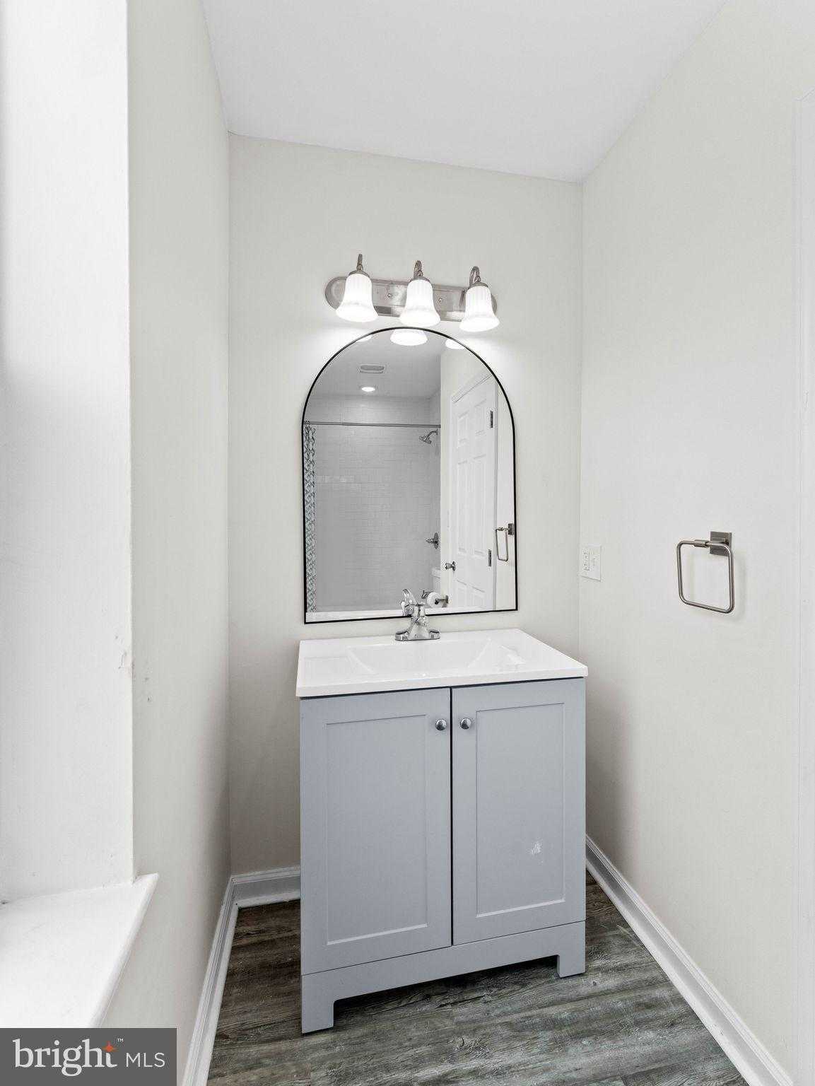 1923 N 20th St photo 26