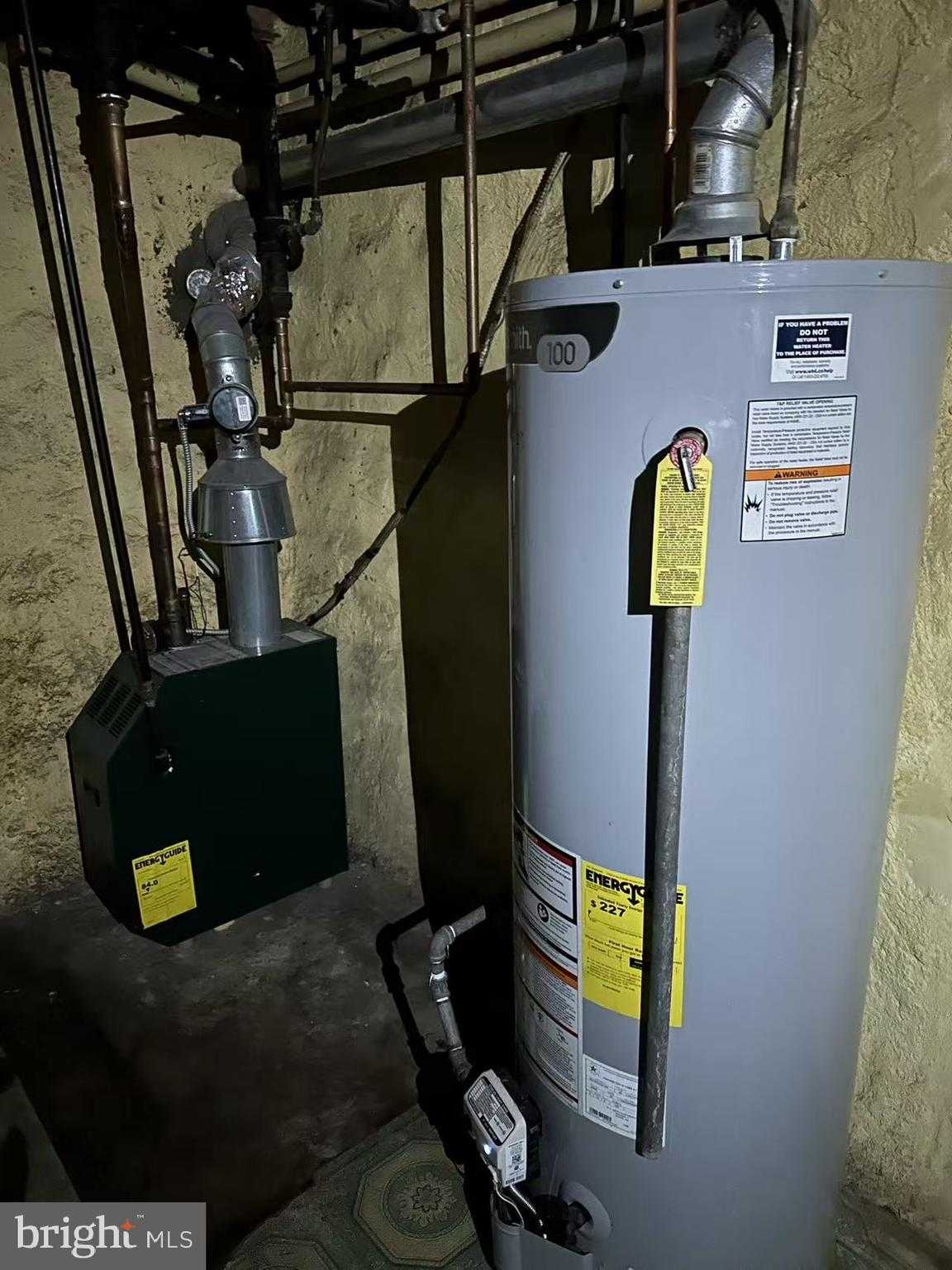 1350 Greeby St photo 15