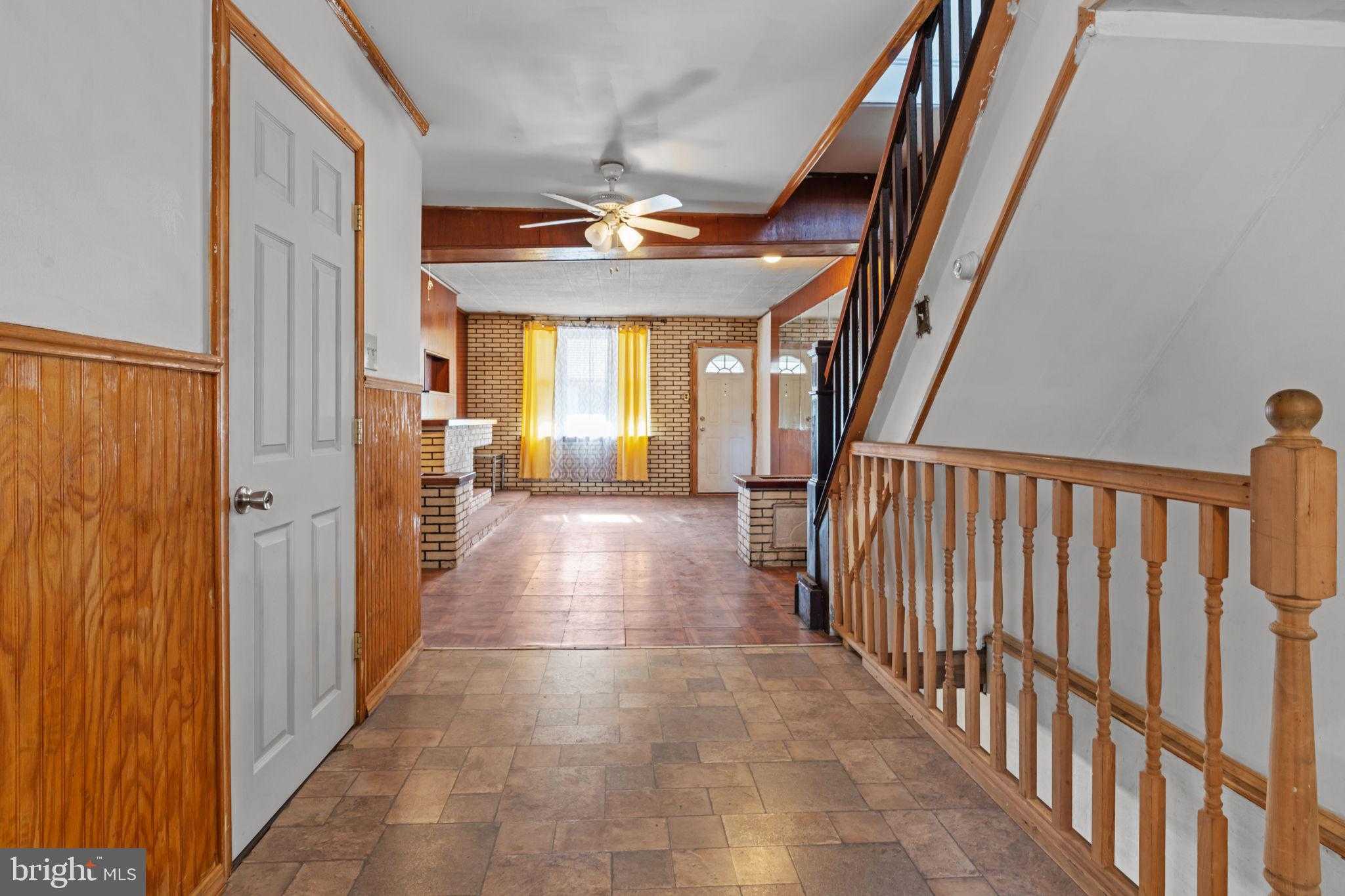 2830 Memphis St photo 7