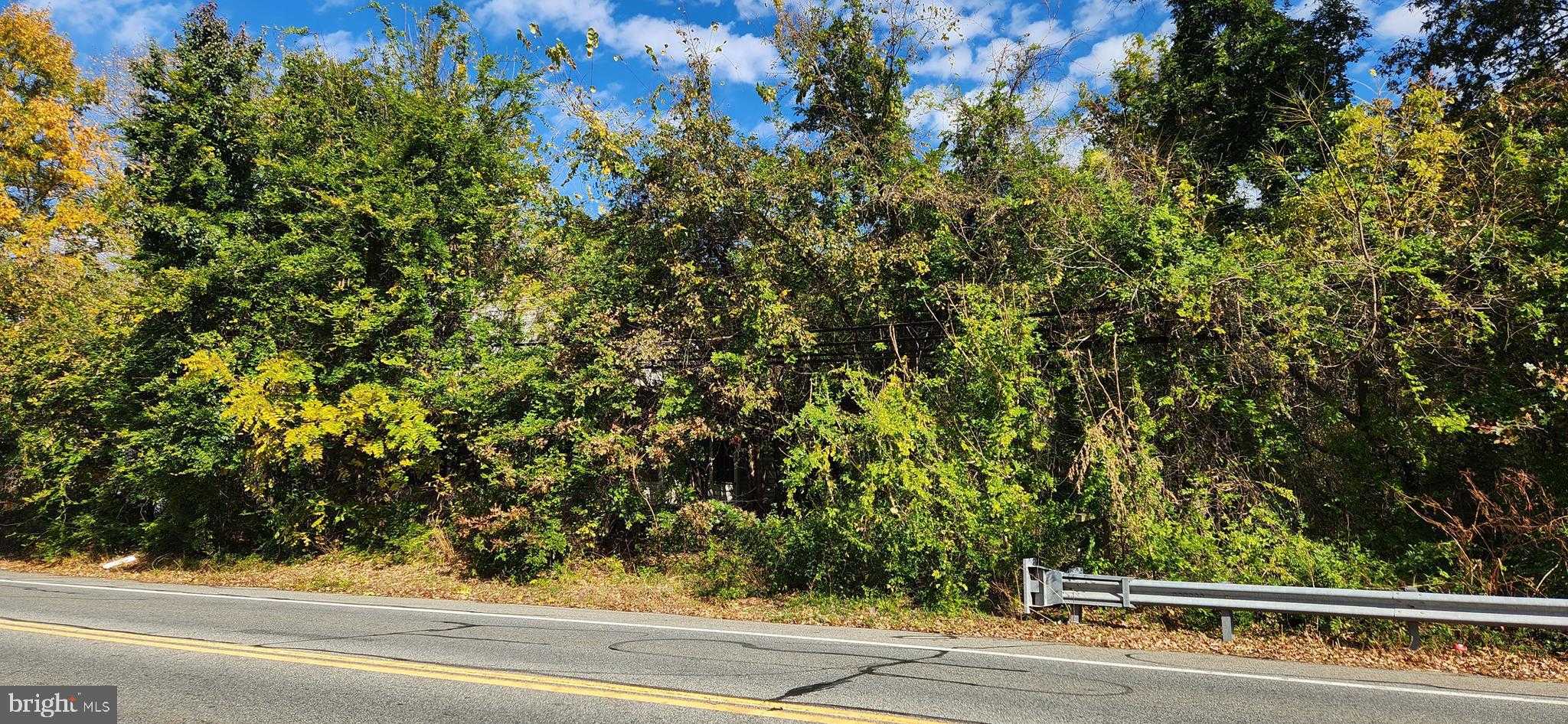 4450 Hawthorne Rd photo 2