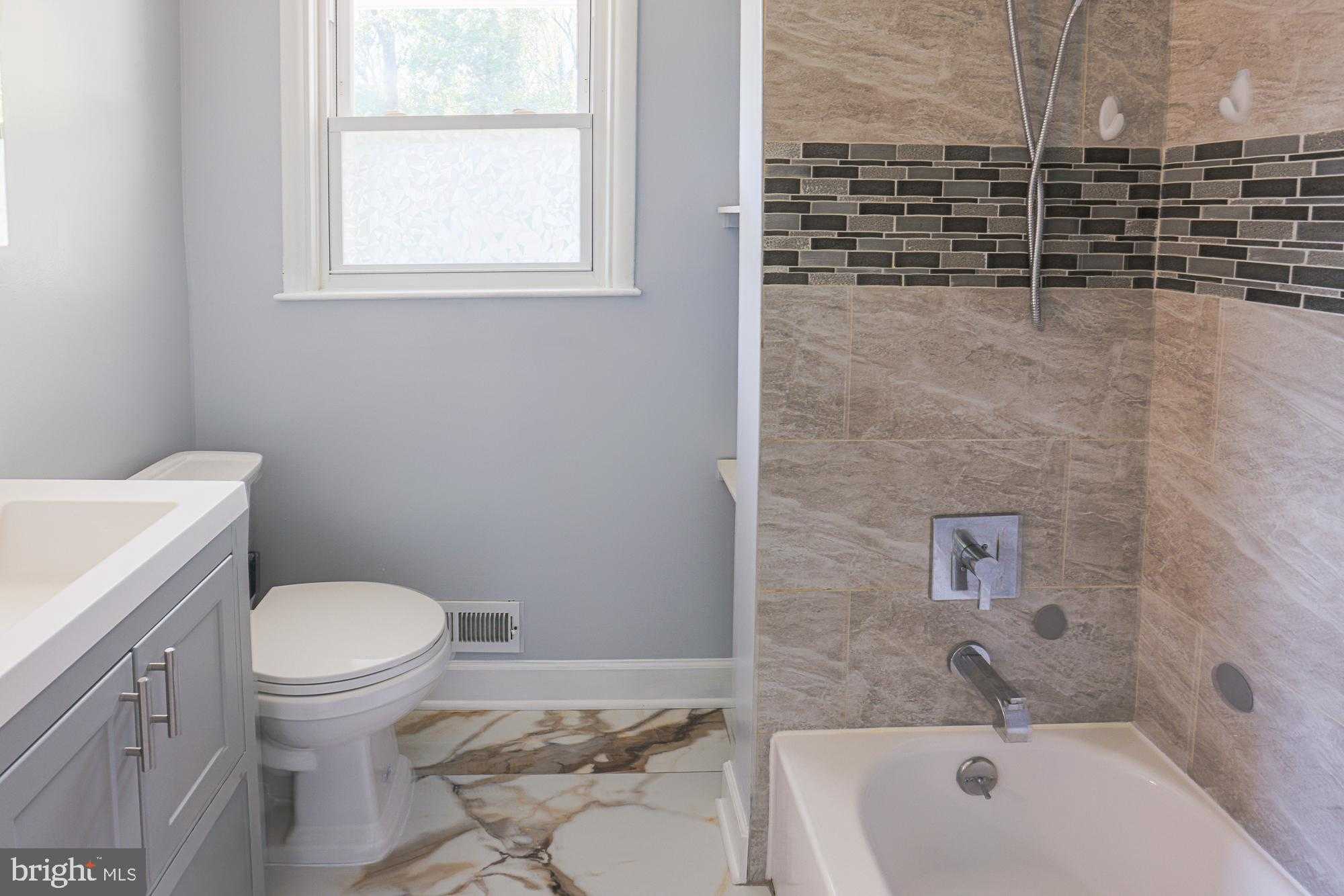 416 Nottingham Rd photo 17