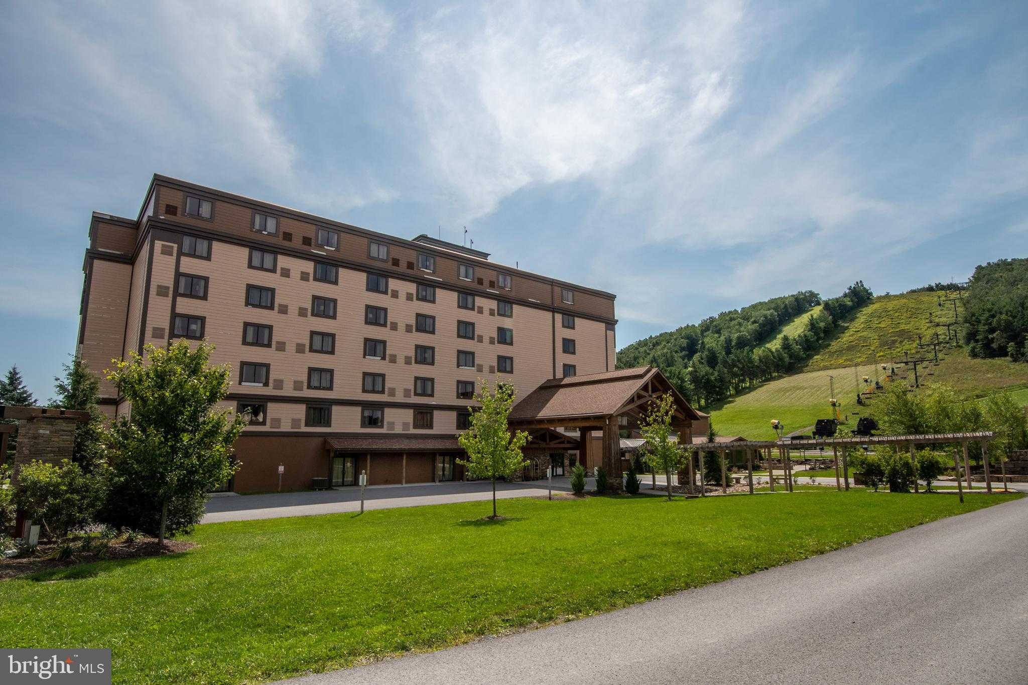 290 Marsh Hill Rd # 226k photo 3