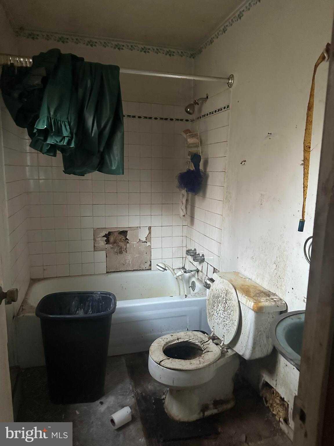 16122 Thoroughfare Rd photo 20