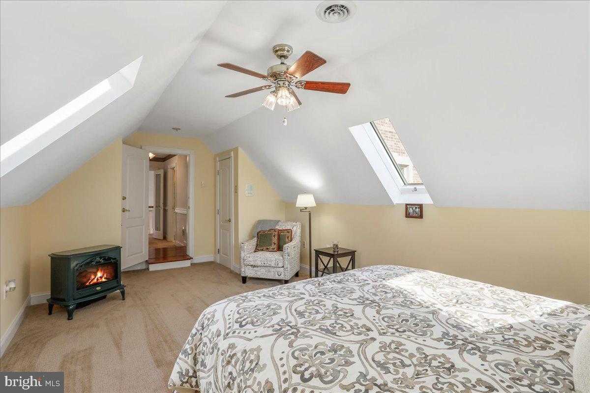 50 Cottage Dr photo 32