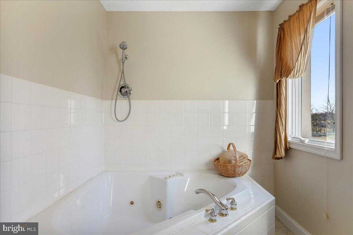 50 Cottage Dr photo 34