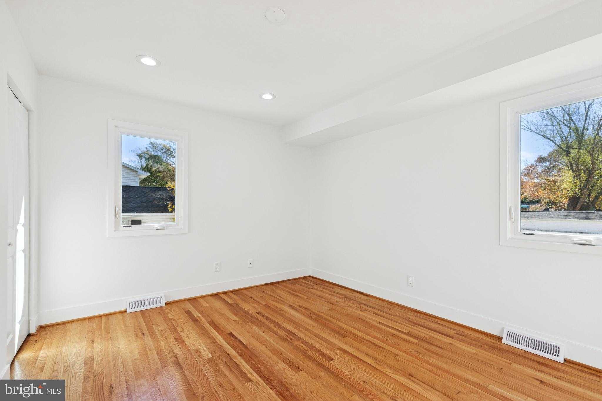 127 Duval Ln photo 25